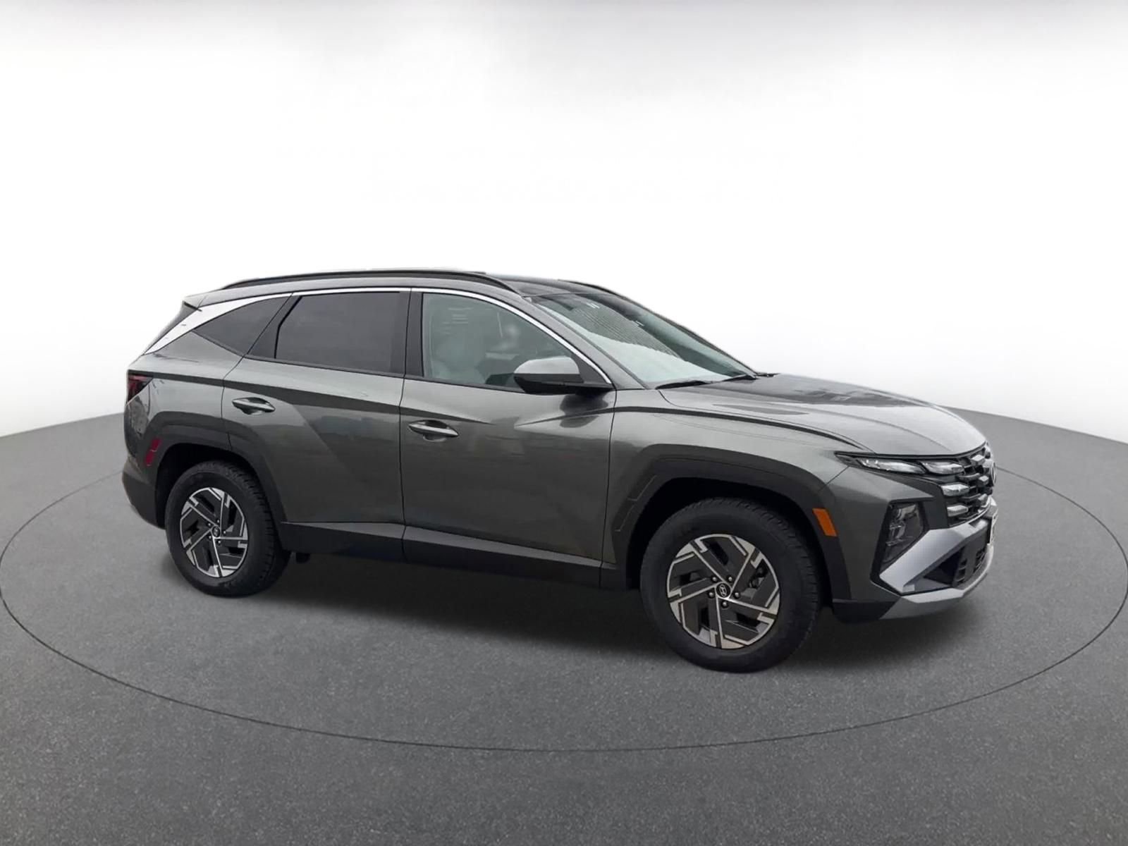 Thumbnail: 2025 Hyundai Tucson - 2