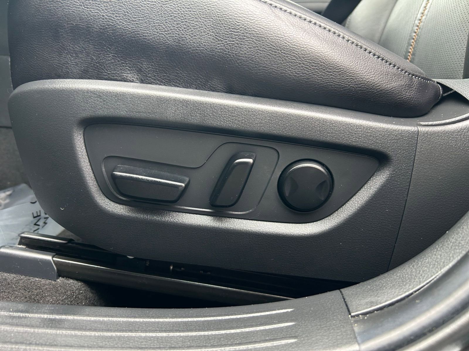 Thumbnail: 2025 Mazda CX-50 - 22