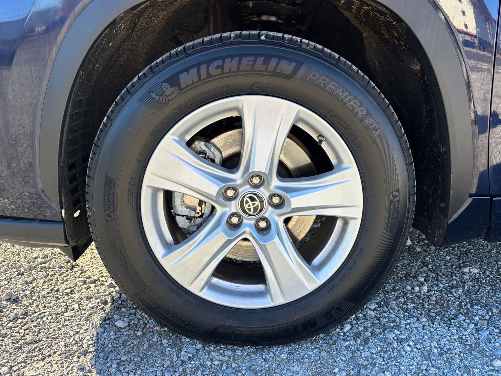 Thumbnail: 2025 Toyota Highlander - 27