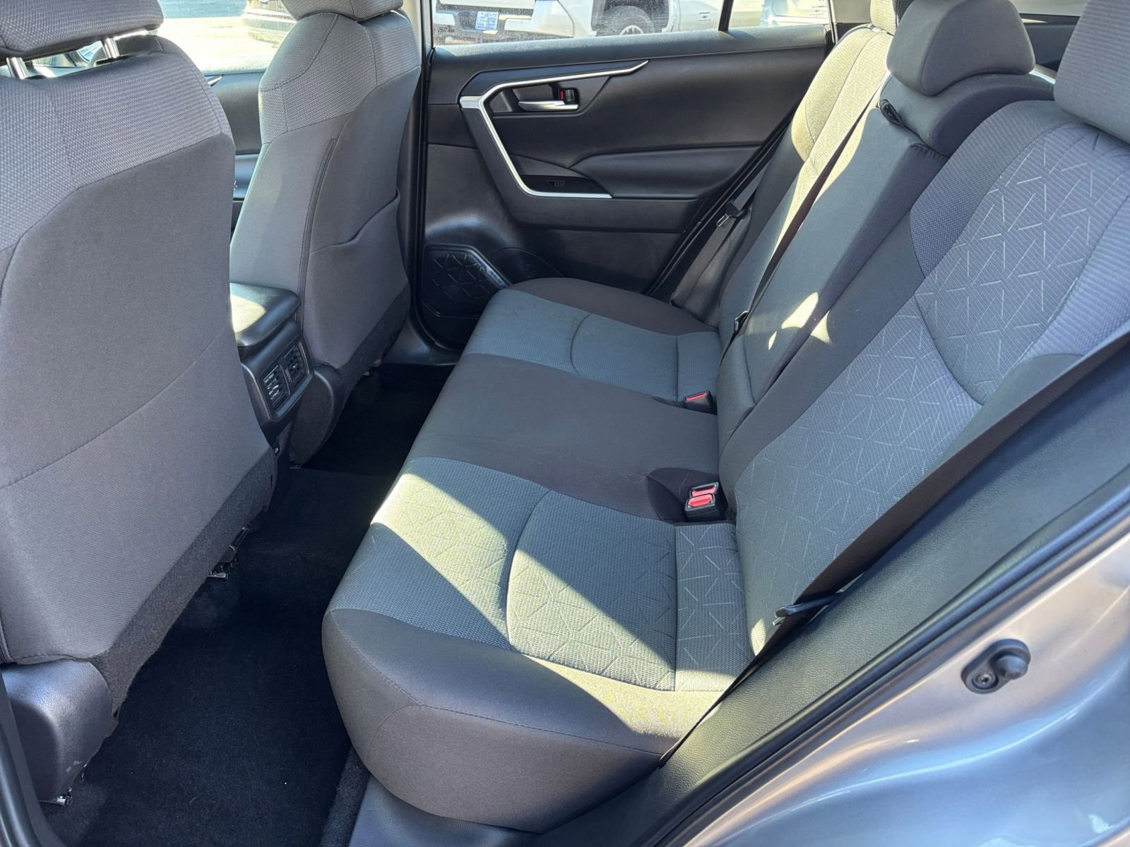 Thumbnail: 2025 Toyota RAV4 - 23