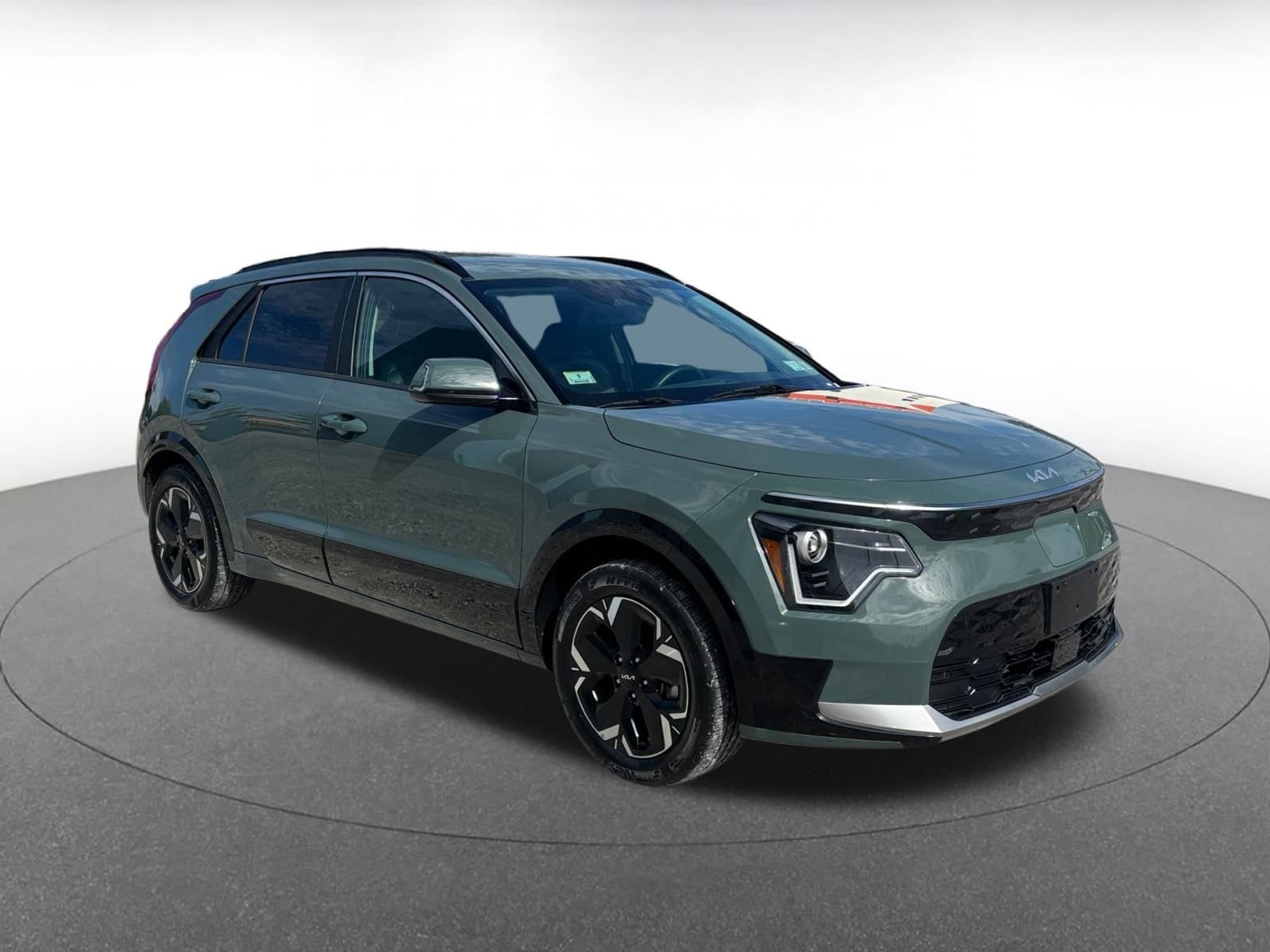 Thumbnail: 2023 Kia Niro - 1