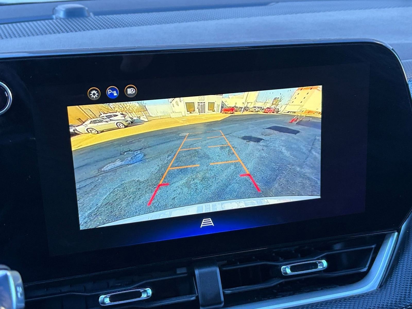 Thumbnail: 2025 Chevrolet Equinox - 17