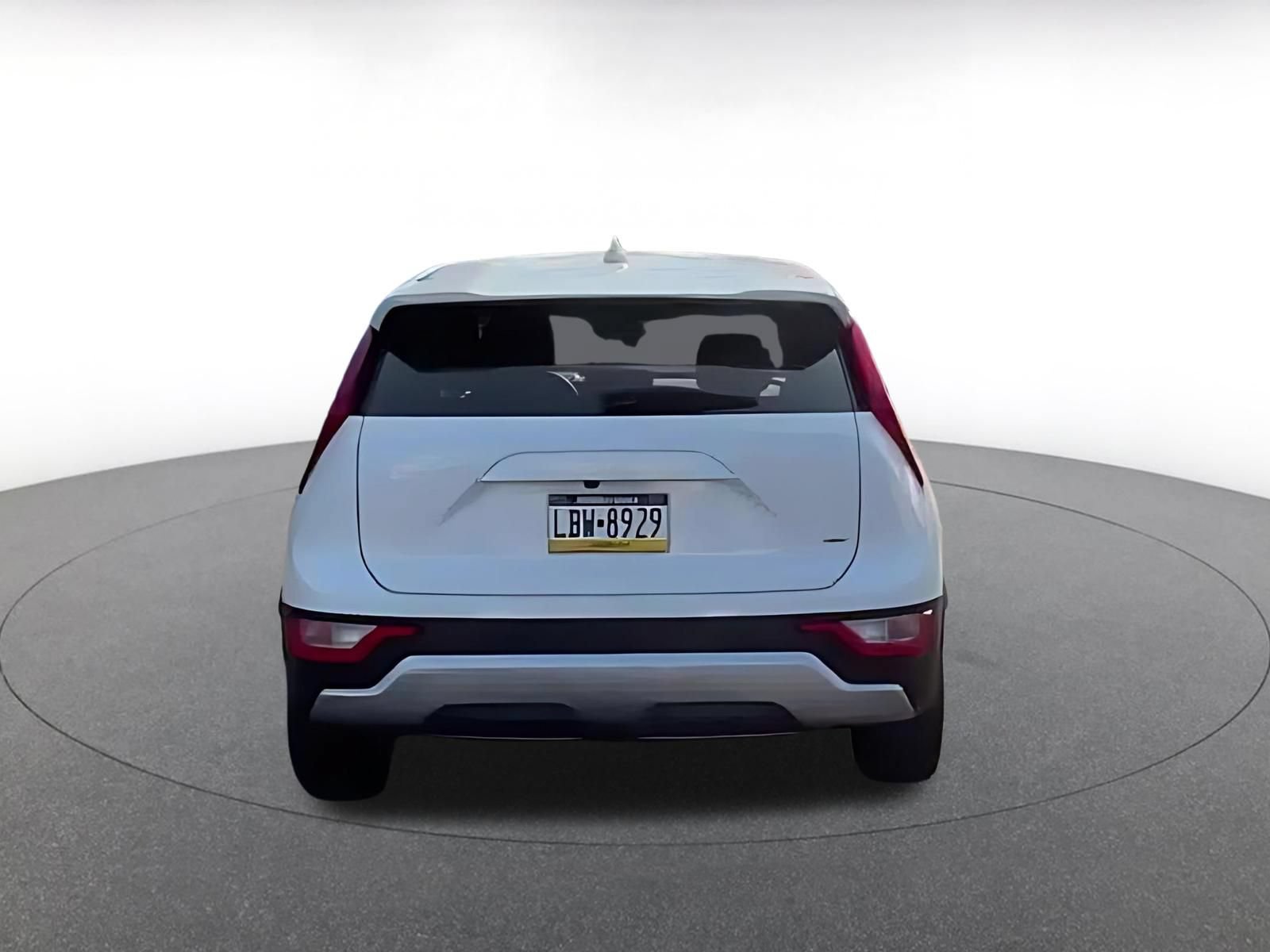 Thumbnail: 2026 Kia Niro - 12