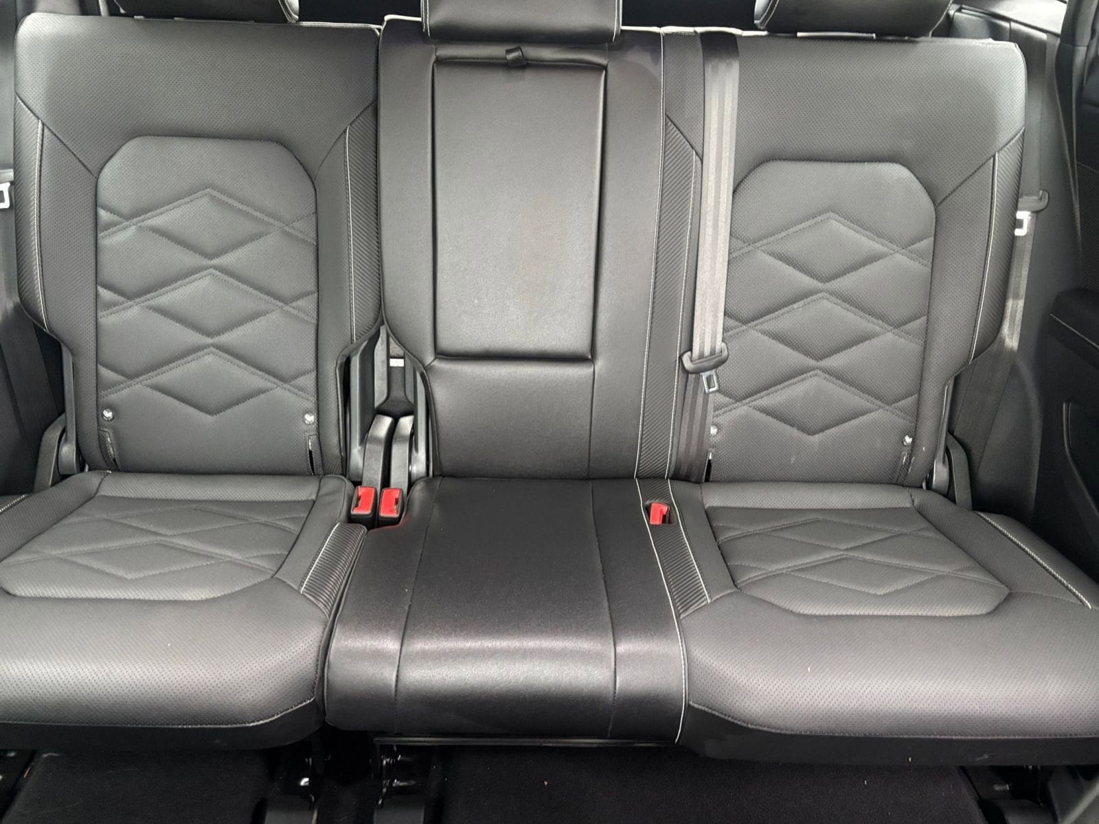 Thumbnail: 2025 Volkswagen Atlas - 34