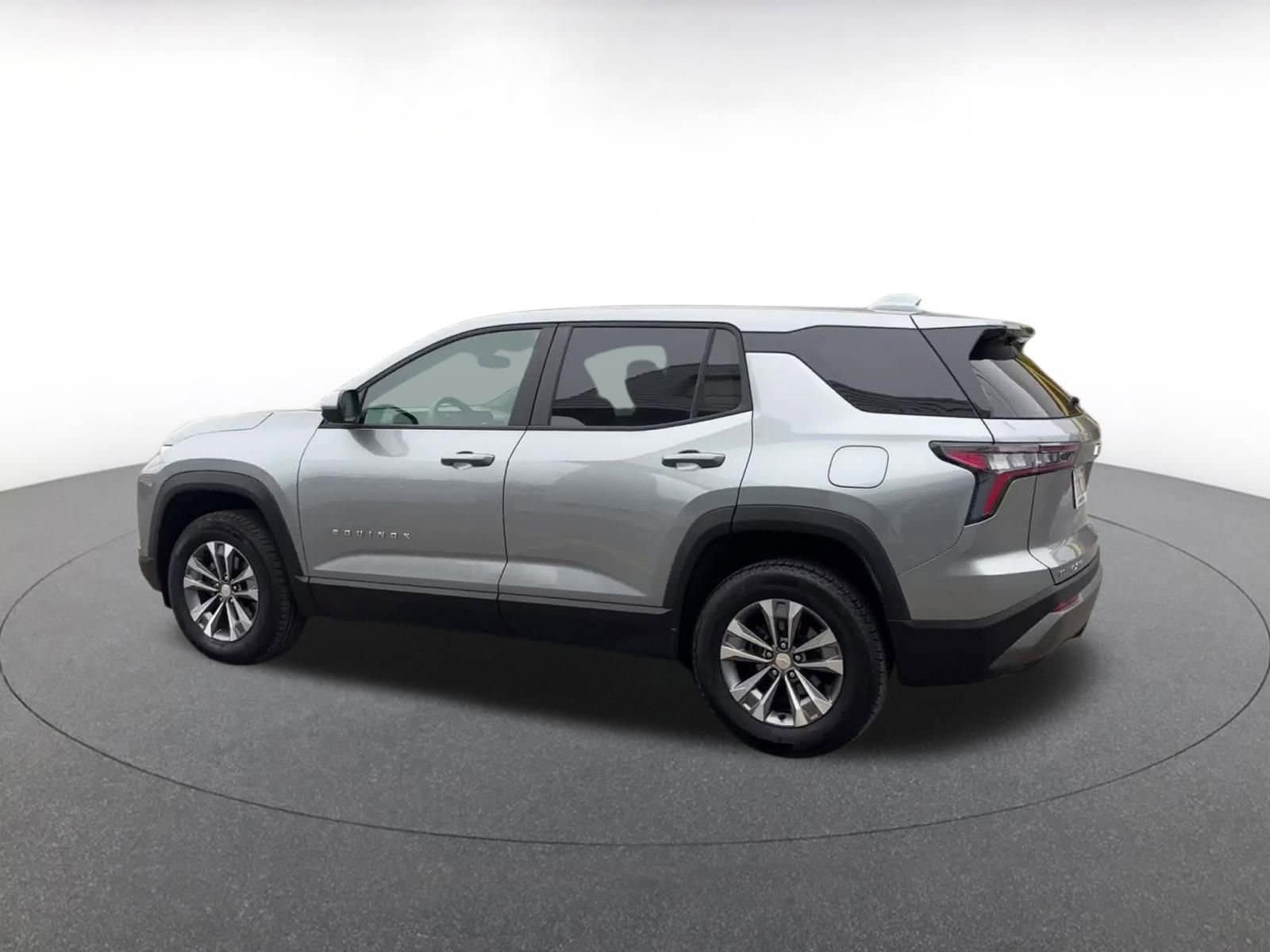 Thumbnail: 2025 Chevrolet Equinox - 10