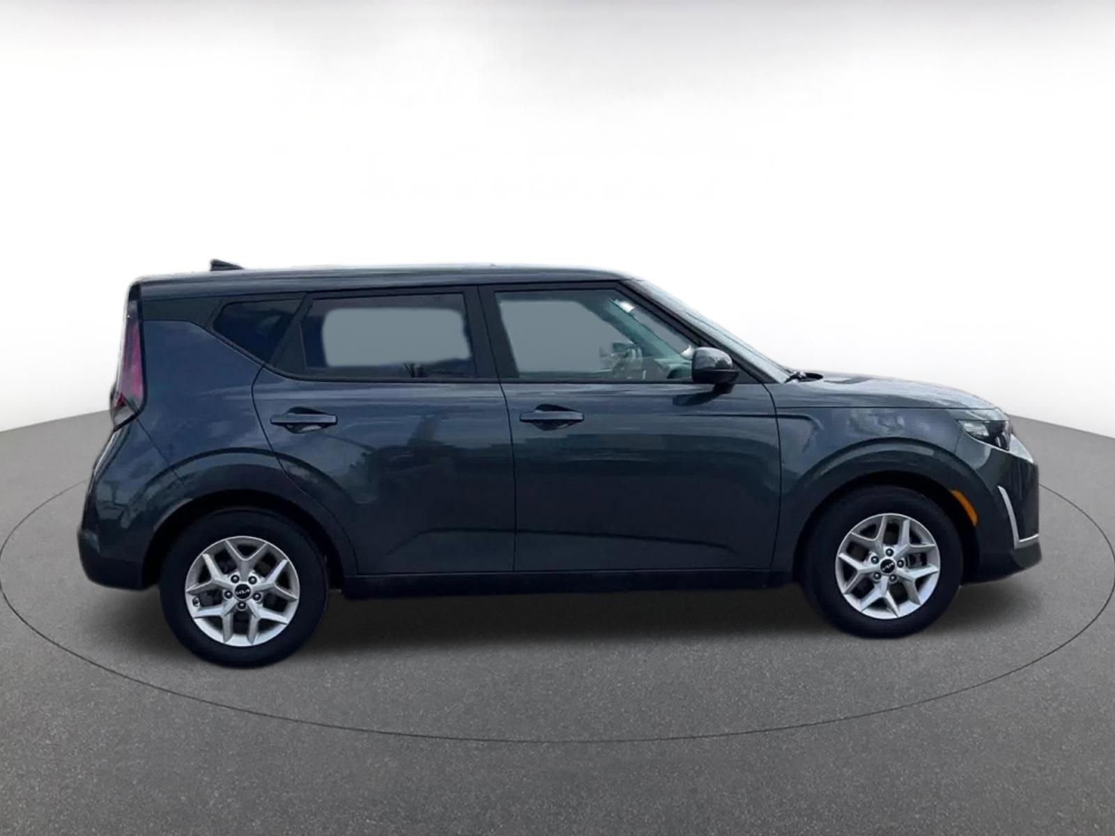 Thumbnail: 2025 Kia Soul - 16