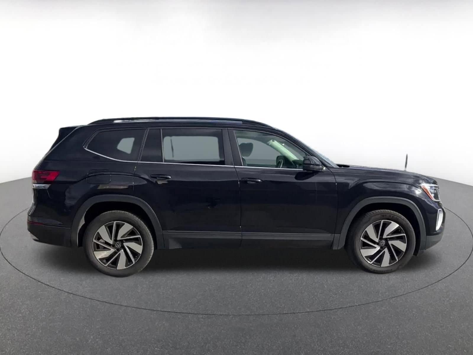 Thumbnail: 2025 Volkswagen Atlas - 16
