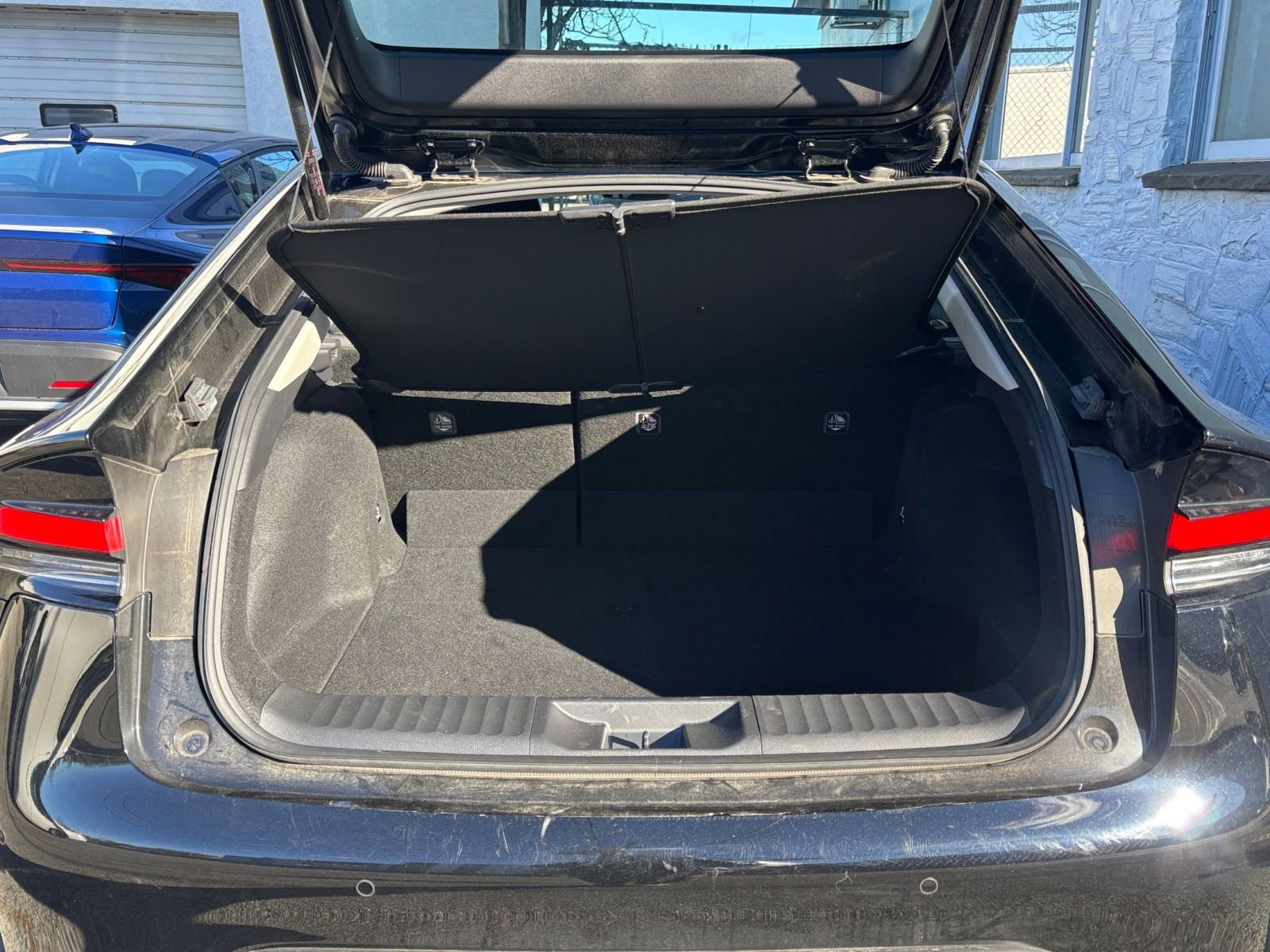 Thumbnail: 2025 Toyota Prius - 27