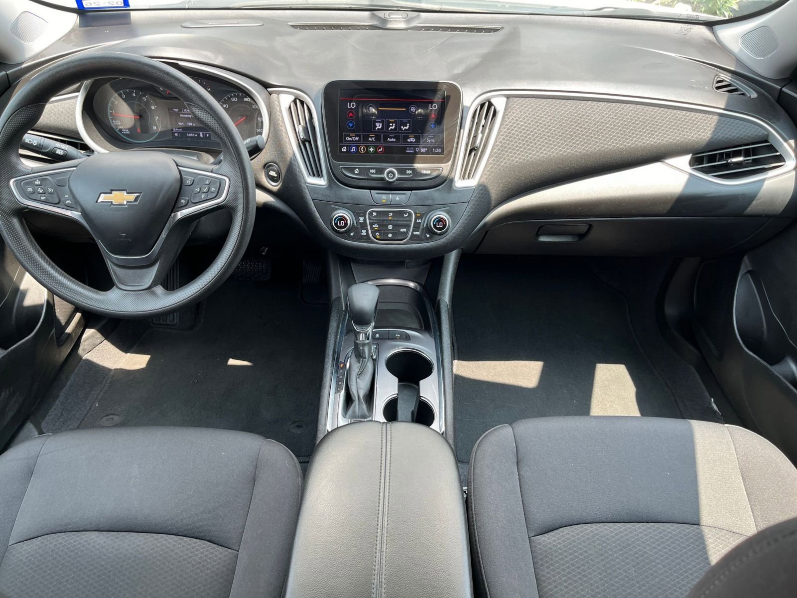 Thumbnail: 2023 Chevrolet Malibu - 29