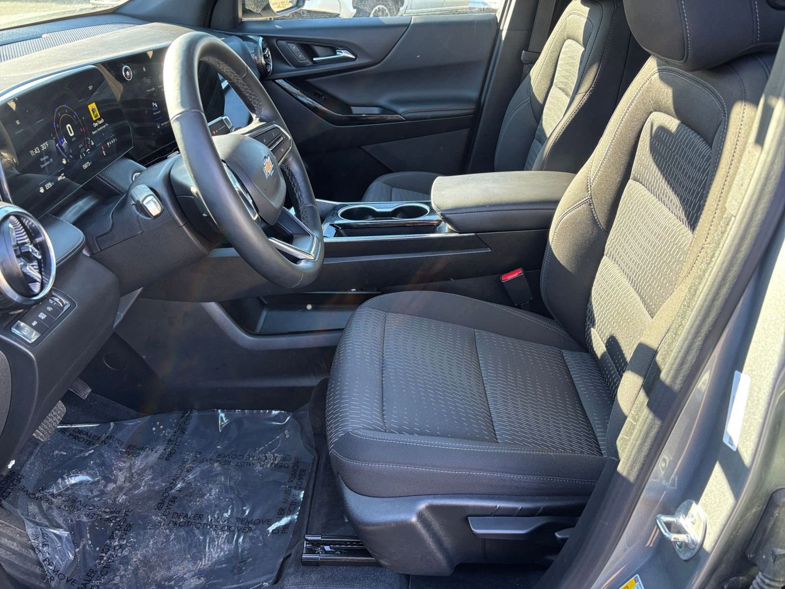 Thumbnail: 2025 Chevrolet Equinox - 23