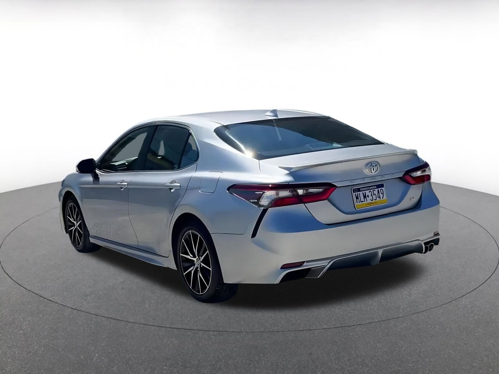 Thumbnail: 2024 Toyota Camry - 10