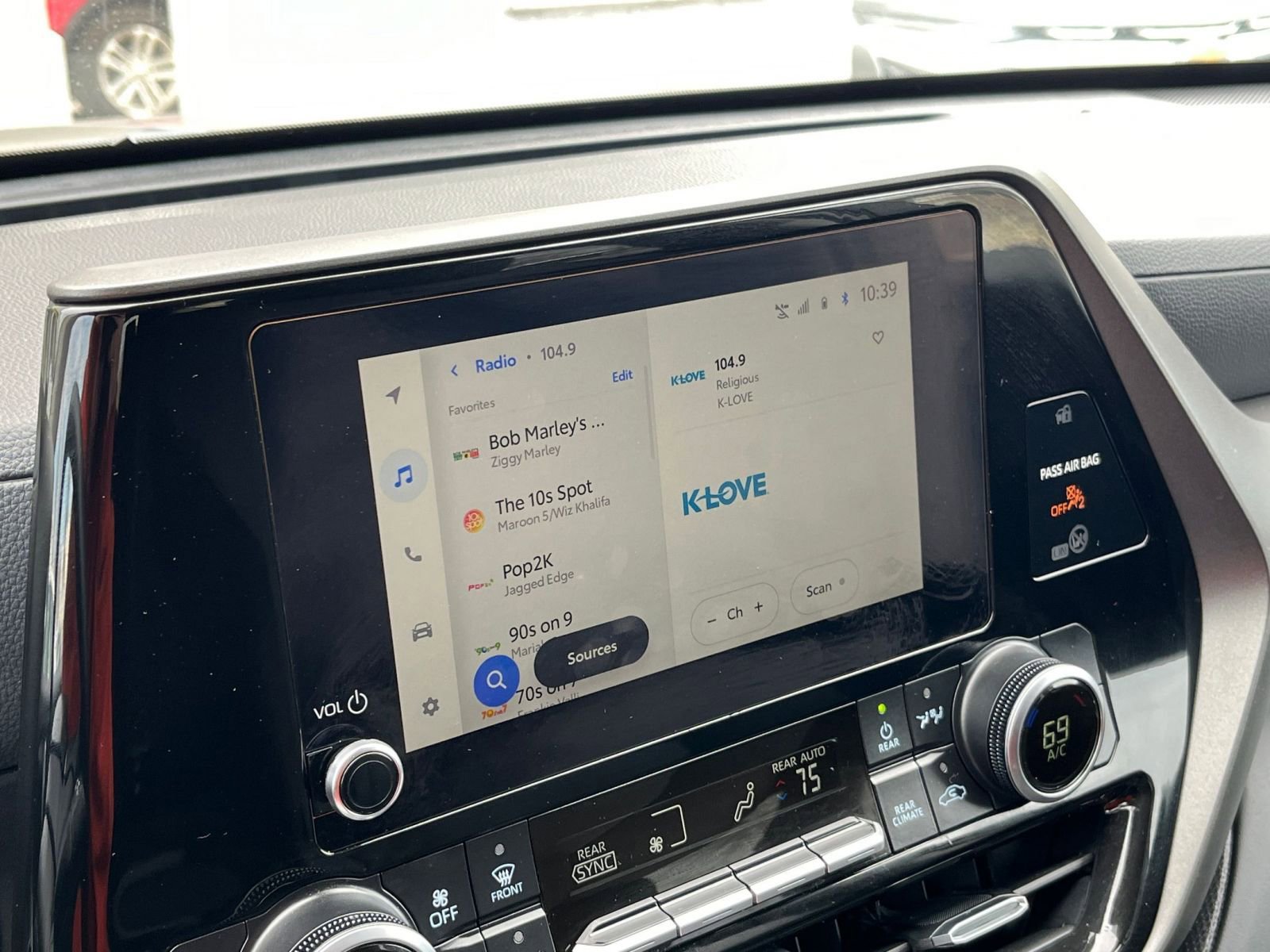 Thumbnail: 2025 Toyota Highlander - 20