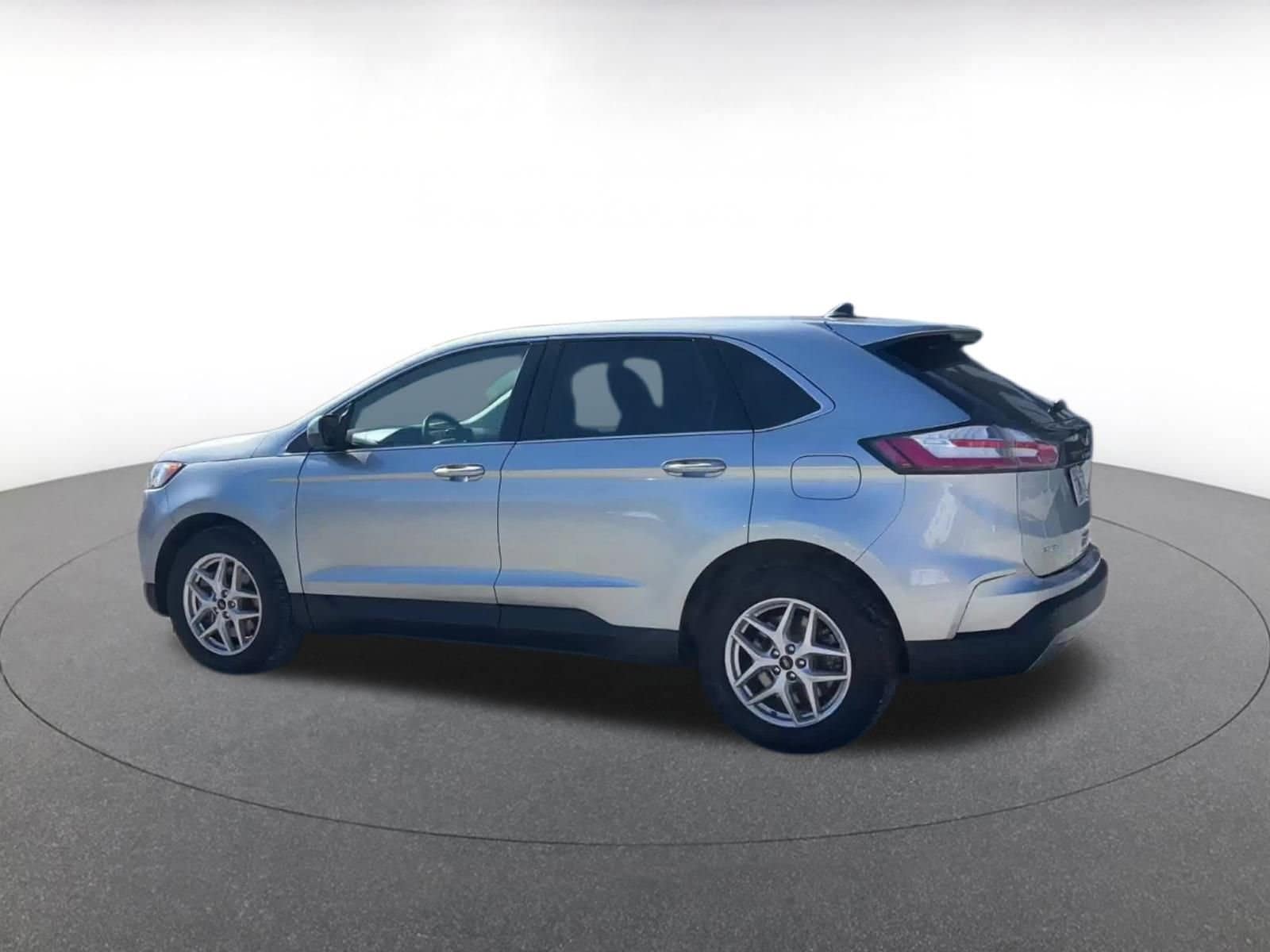 Thumbnail: 2024 Ford Edge - 10