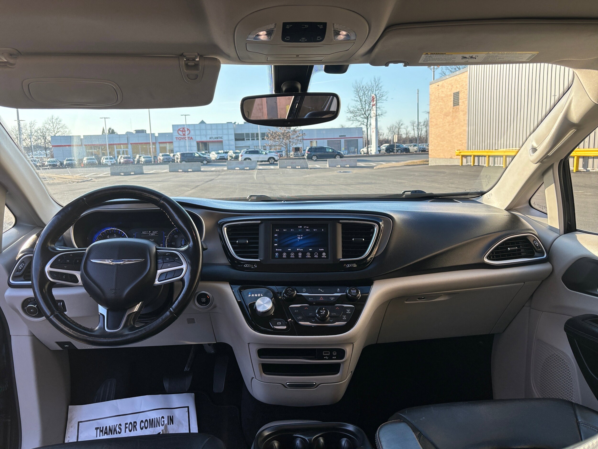 2020 Chrysler Pacifica Touring 31