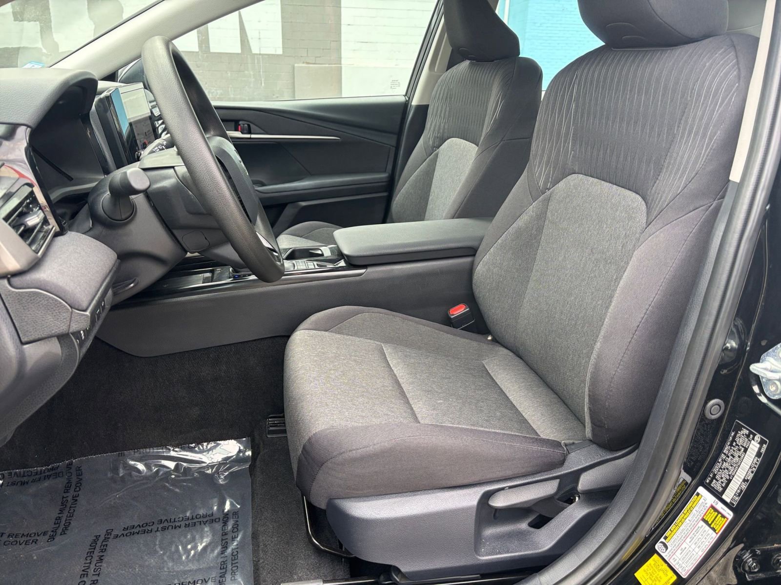 Thumbnail: 2025 Toyota Camry - 32