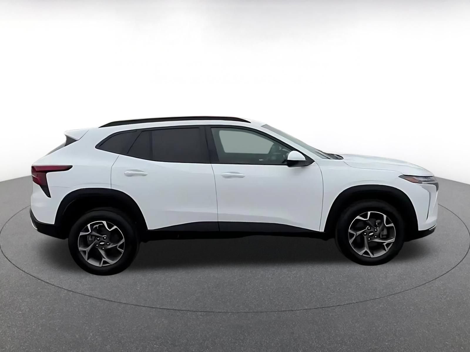 Thumbnail: 2025 Chevrolet Trax - 13