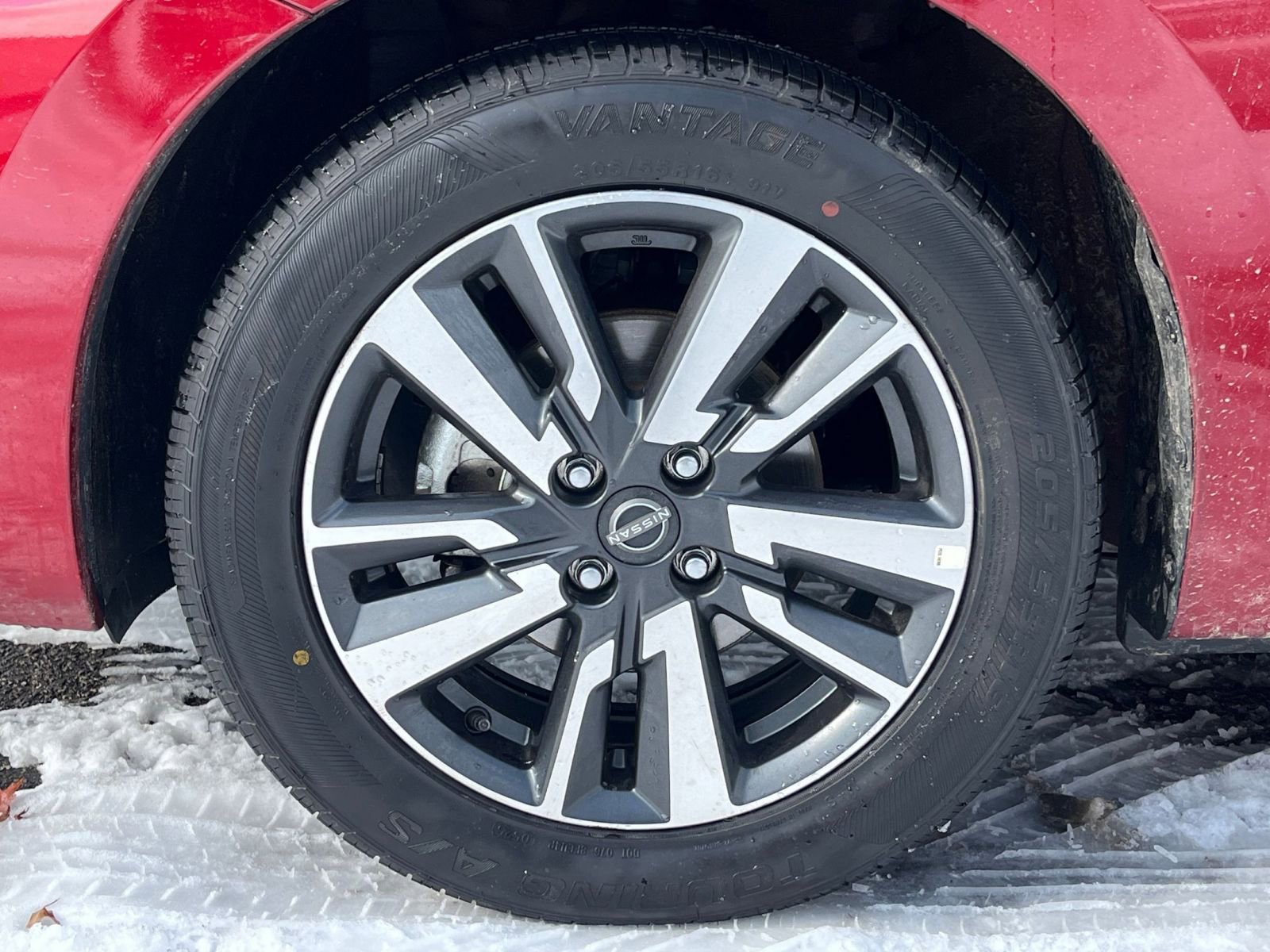 Thumbnail: 2025 Nissan Versa - 25