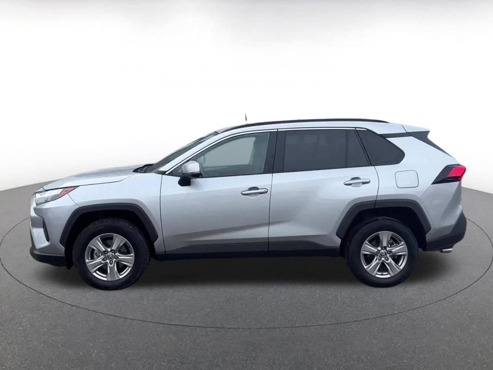 Thumbnail: 2025 Toyota RAV4 - 9