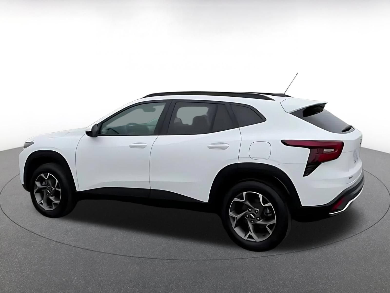 Thumbnail: 2025 Chevrolet Trax - 10