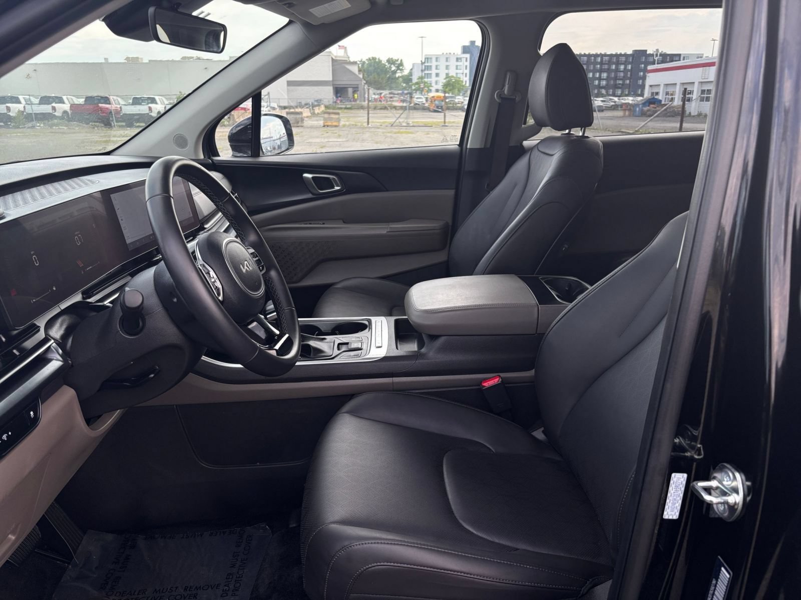 Thumbnail: 2026 Kia Carnival - 24