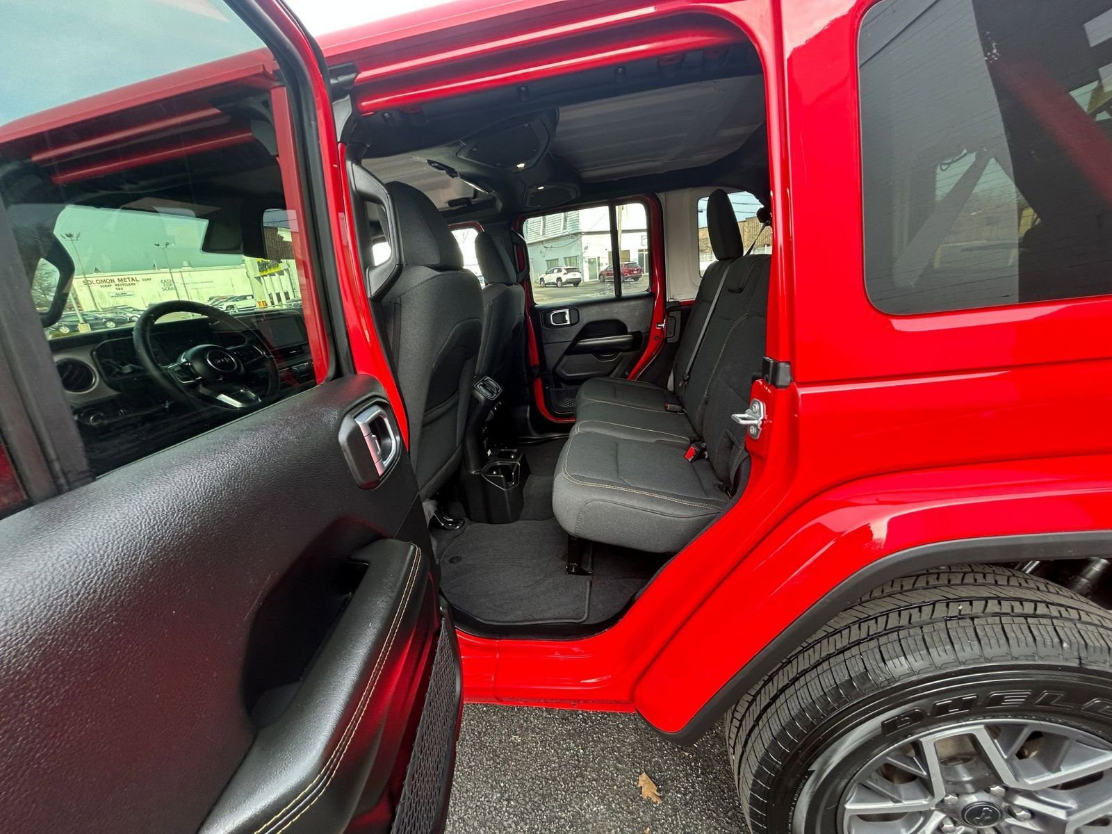 Thumbnail: 2025 Jeep Wrangler - 25