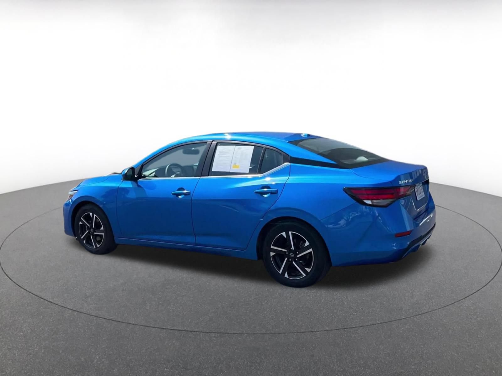 Thumbnail: 2025 Nissan Sentra - 9