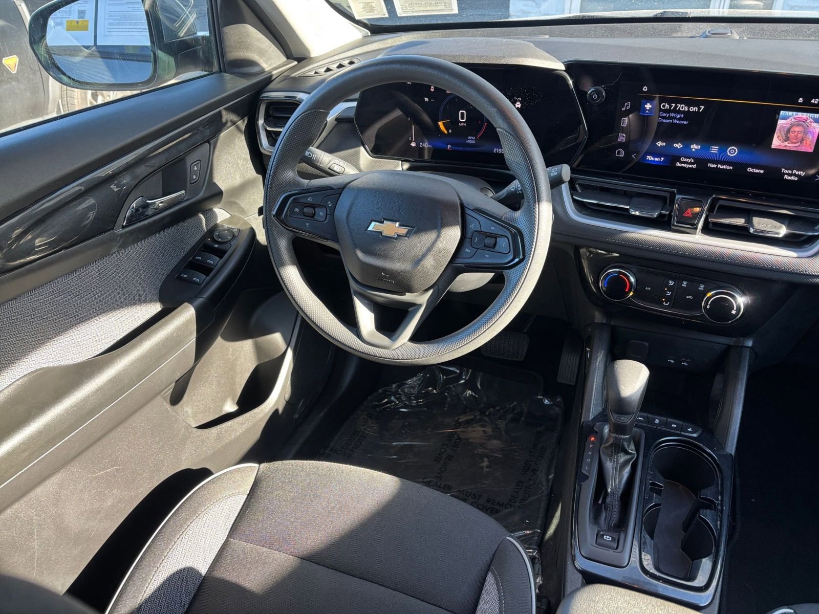 Thumbnail: 2025 Chevrolet TrailBlazer - 30