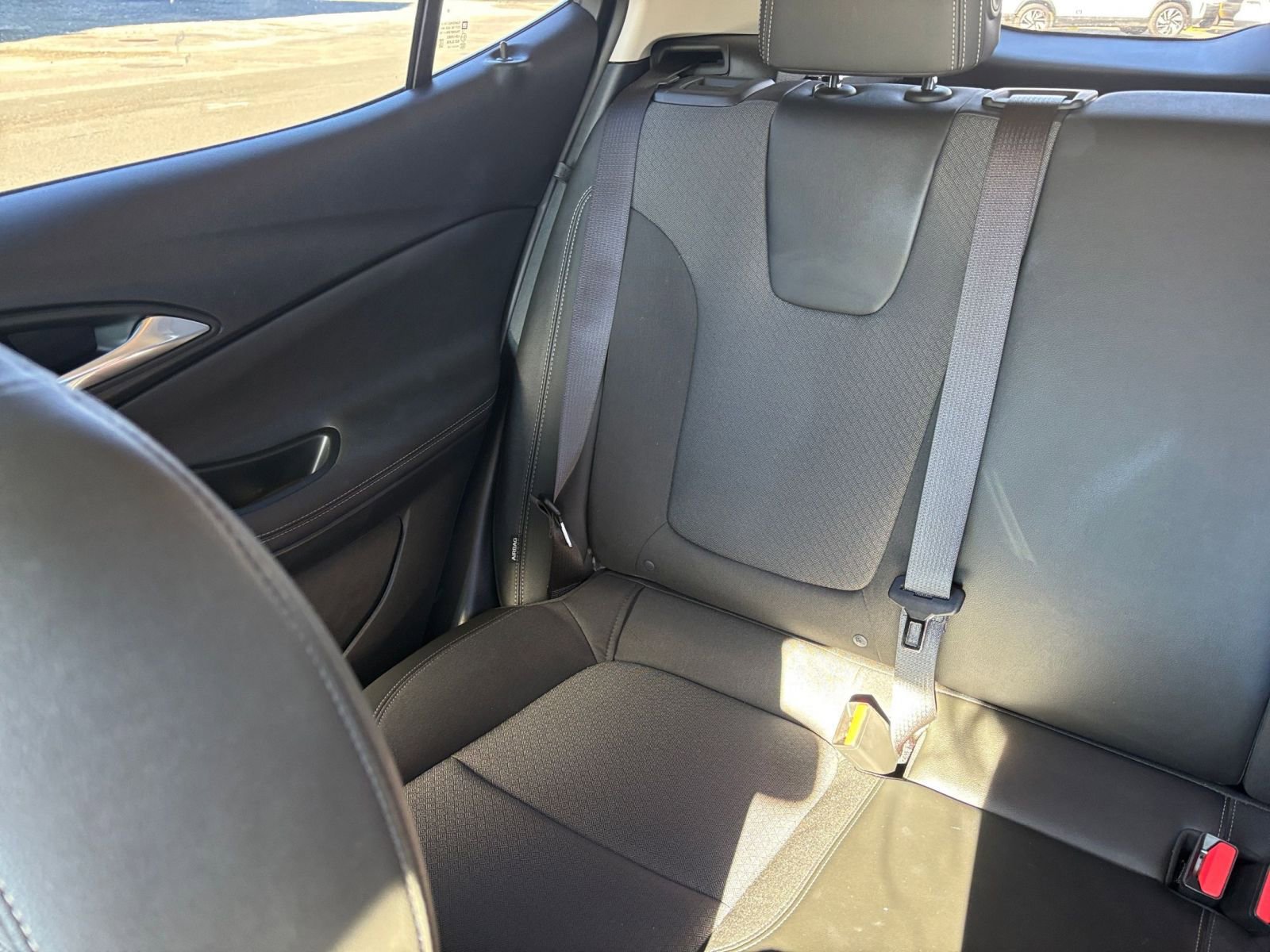 Thumbnail: 2025 Buick Encore GX - 35