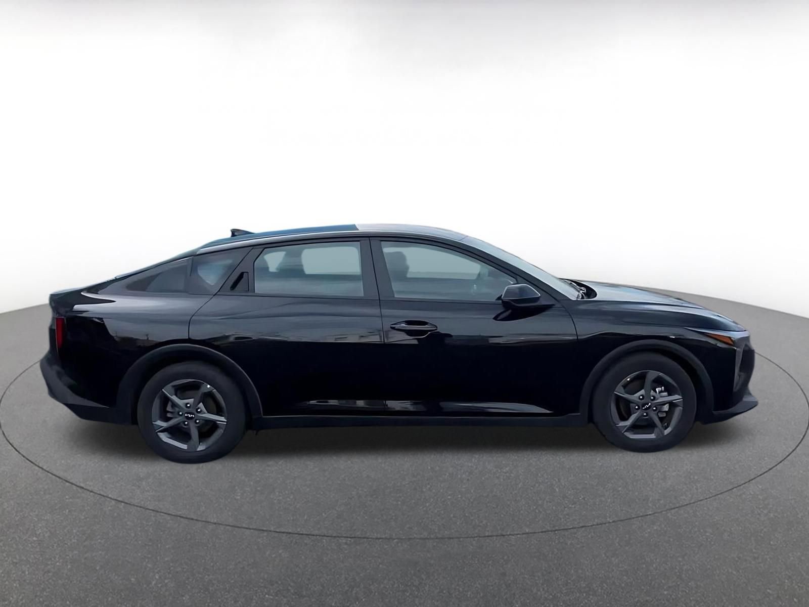 Thumbnail: 2025 Kia K4 - 16