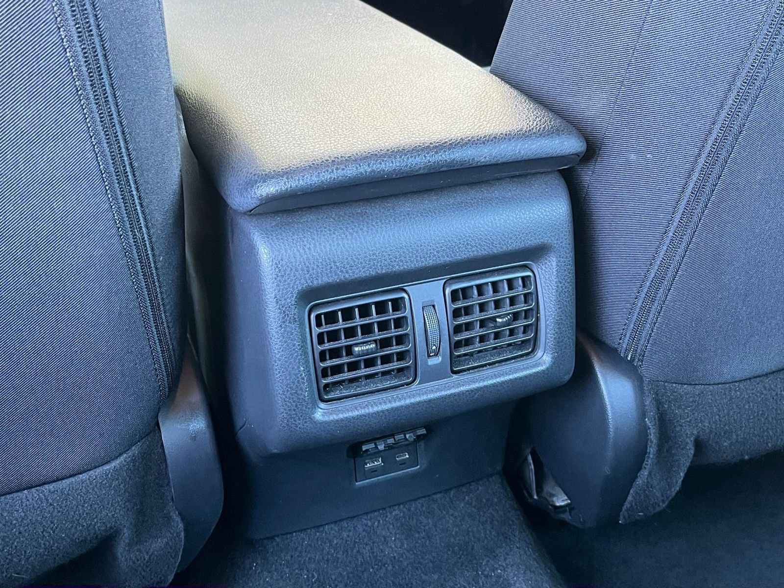 Thumbnail: 2025 Toyota Camry - 22