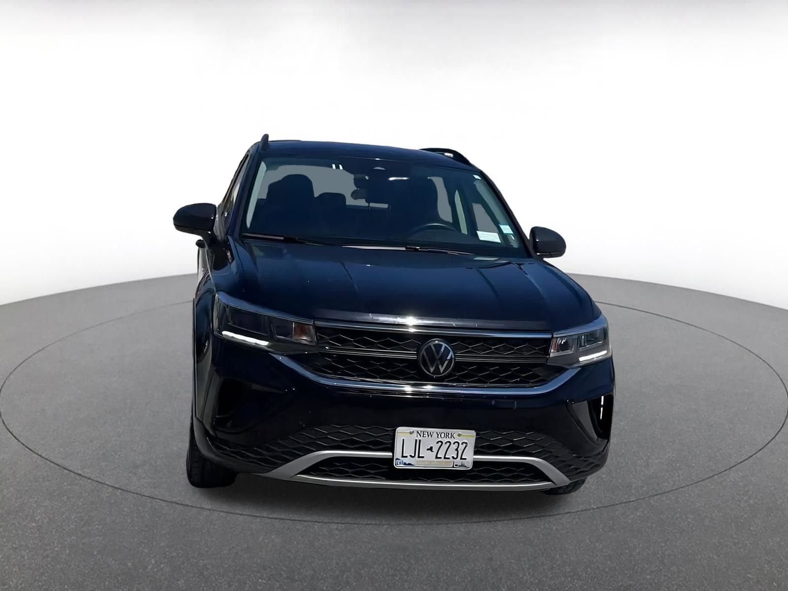 Thumbnail: 2024 Volkswagen Taos - 3