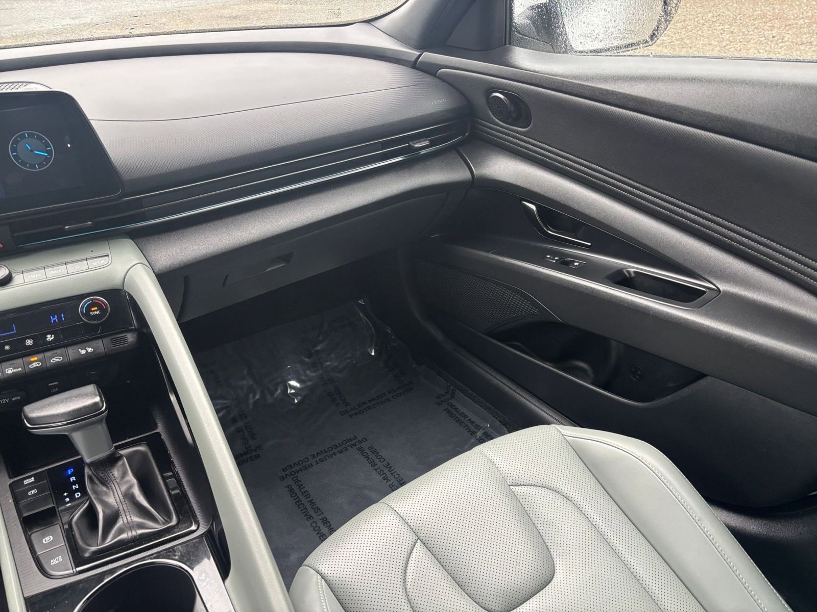 Thumbnail: 2025 Hyundai Elantra - 31