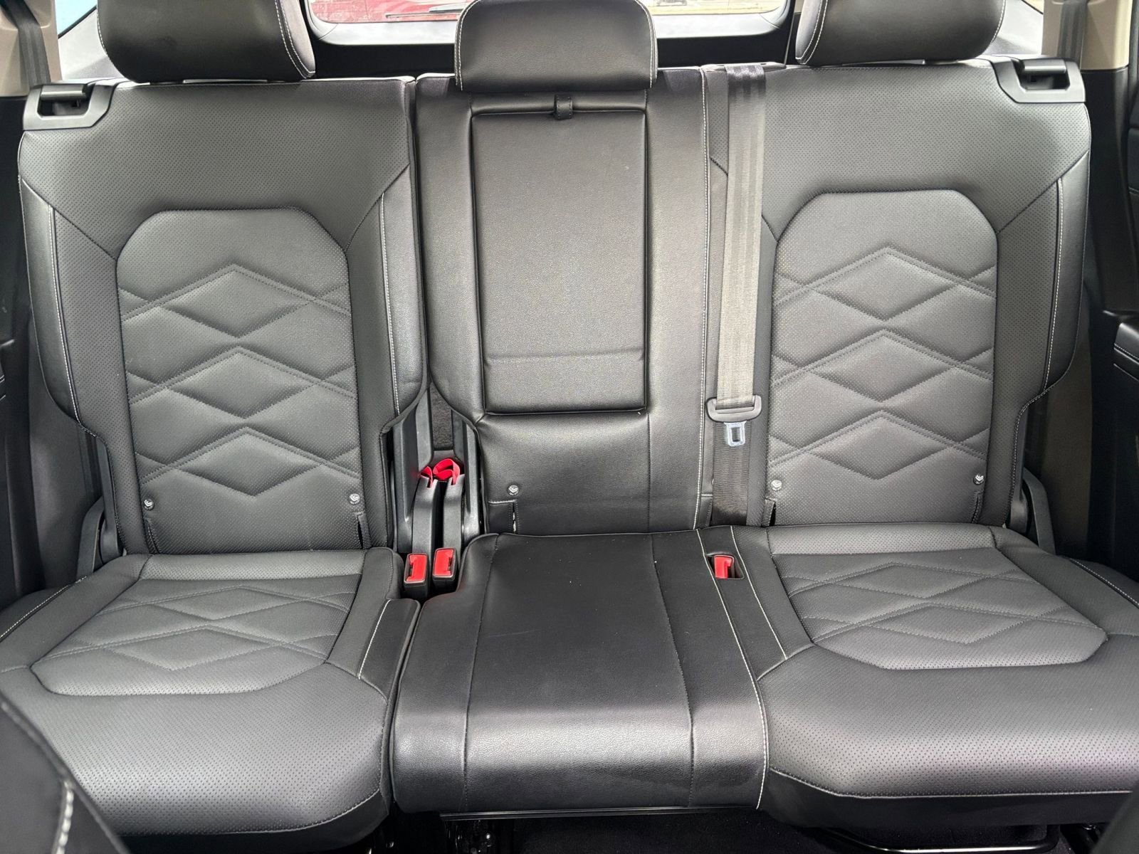 Thumbnail: 2025 Volkswagen Atlas - 35