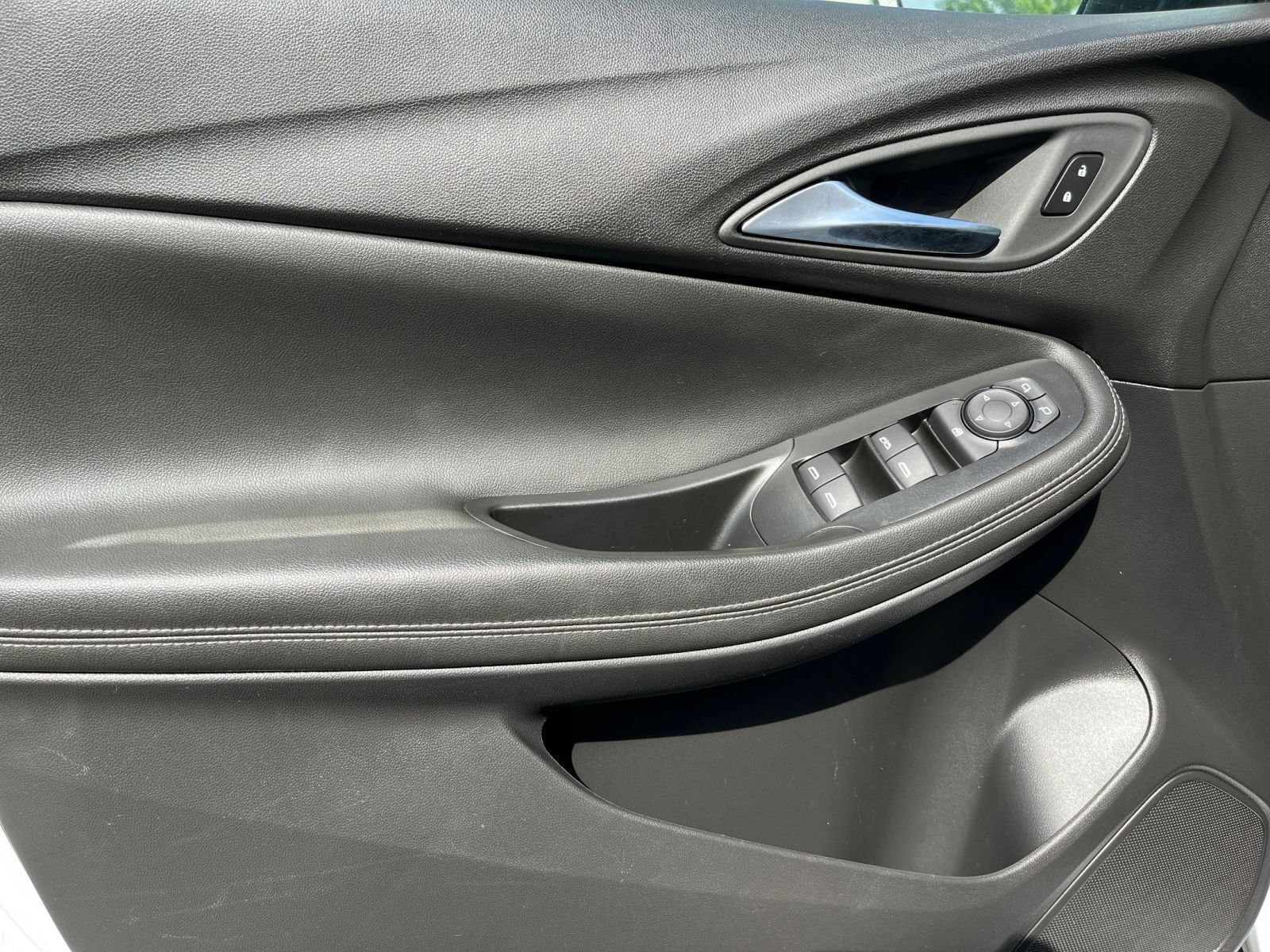2025 Buick Encore GX Preferred - Photo 14