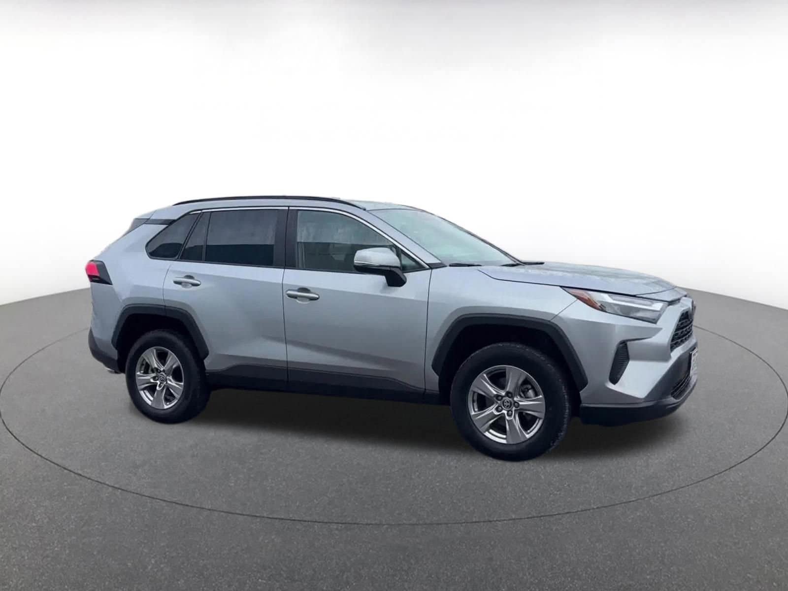 Thumbnail: 2025 Toyota RAV4 - 2