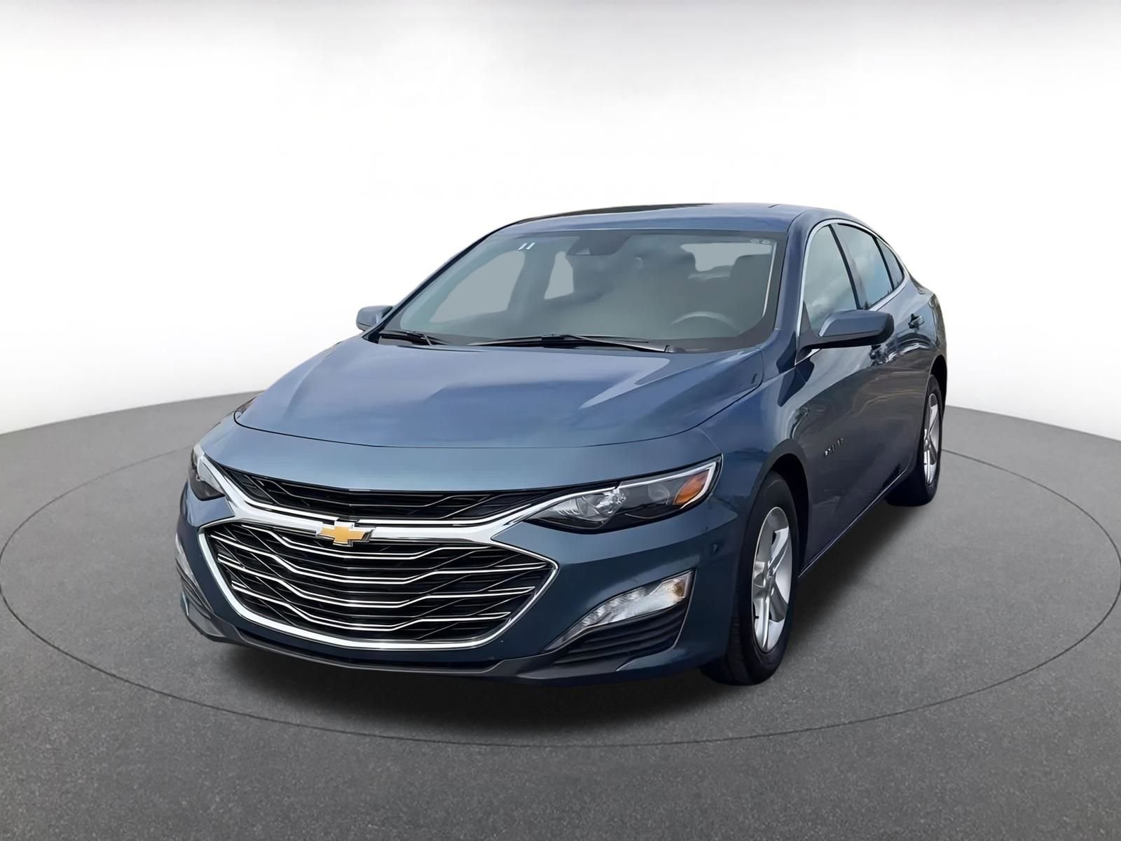 Thumbnail: 2024 Chevrolet Malibu - 7