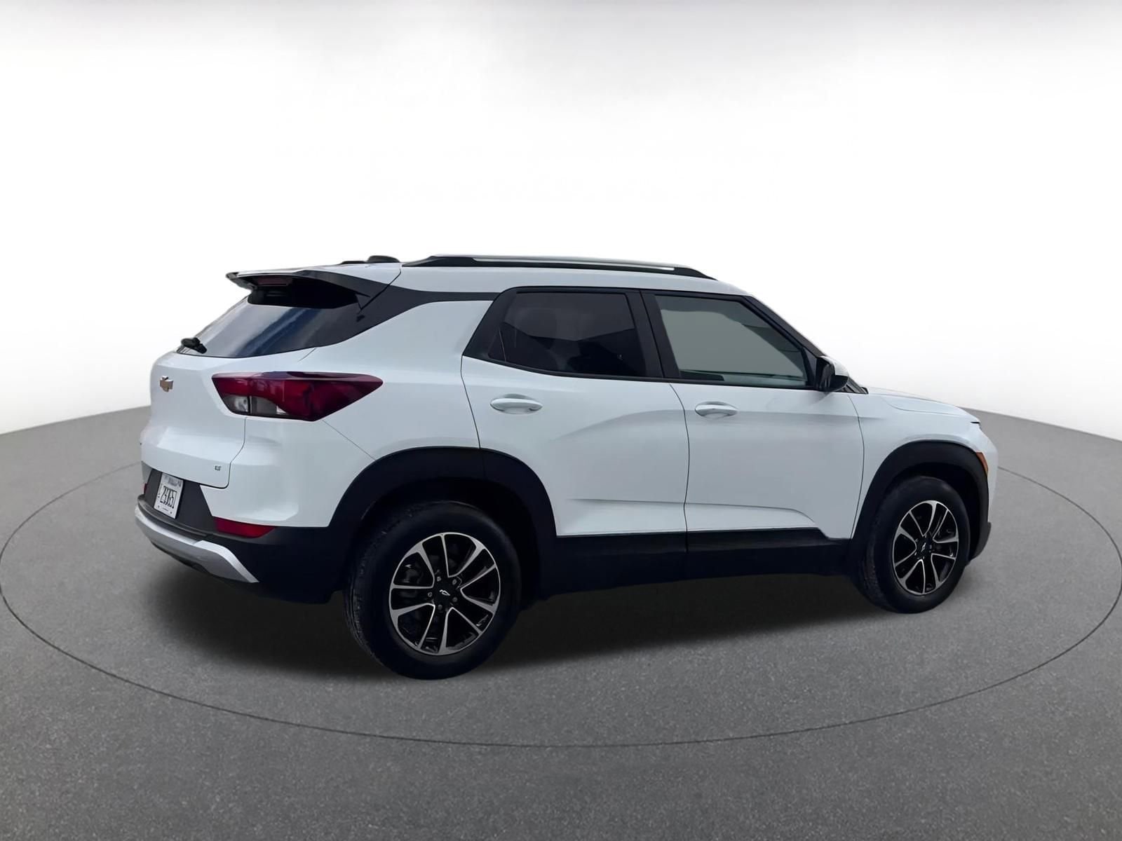 Thumbnail: 2025 Chevrolet TrailBlazer - 15