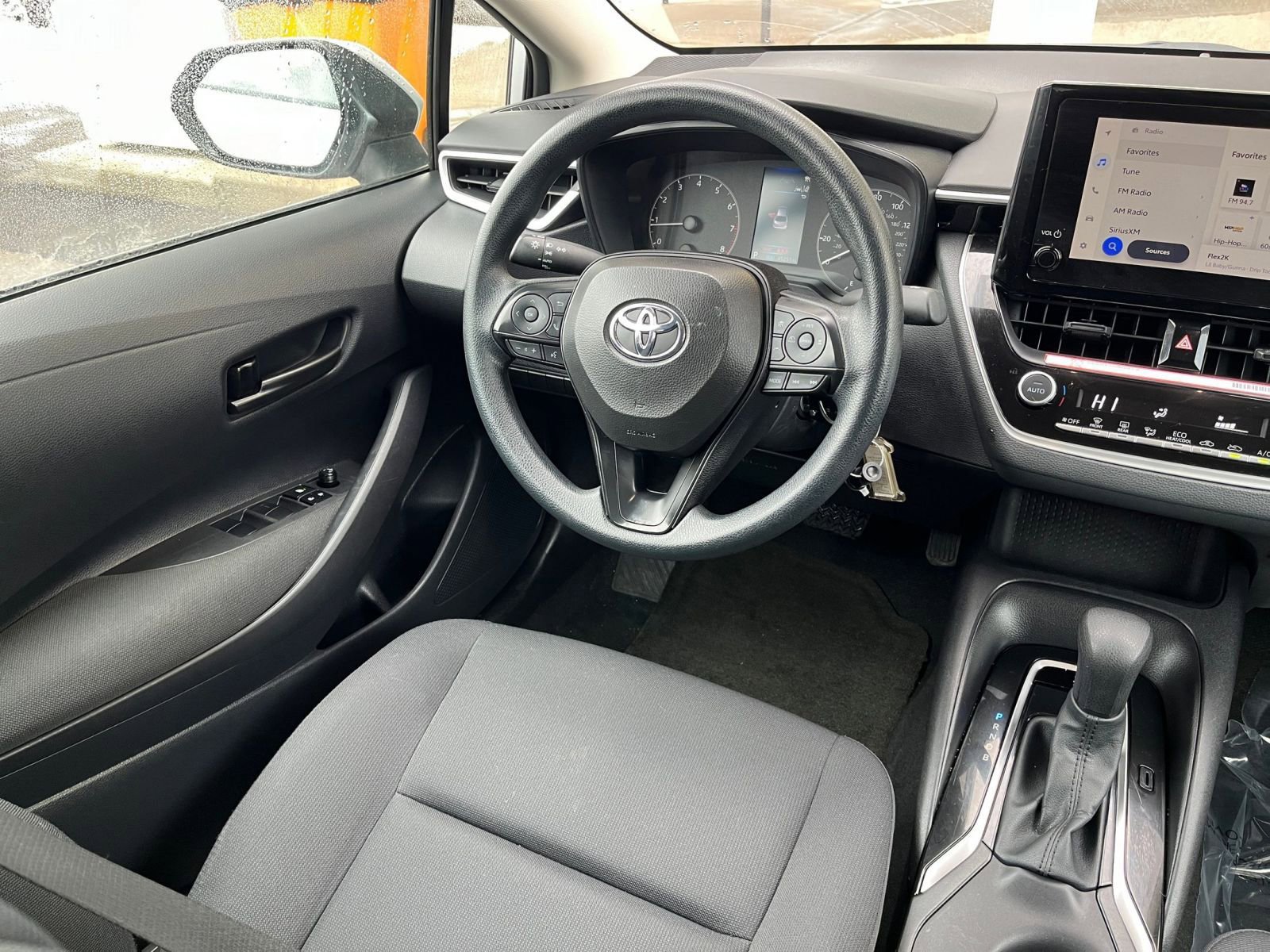 Thumbnail: 2025 Toyota Corolla - 30