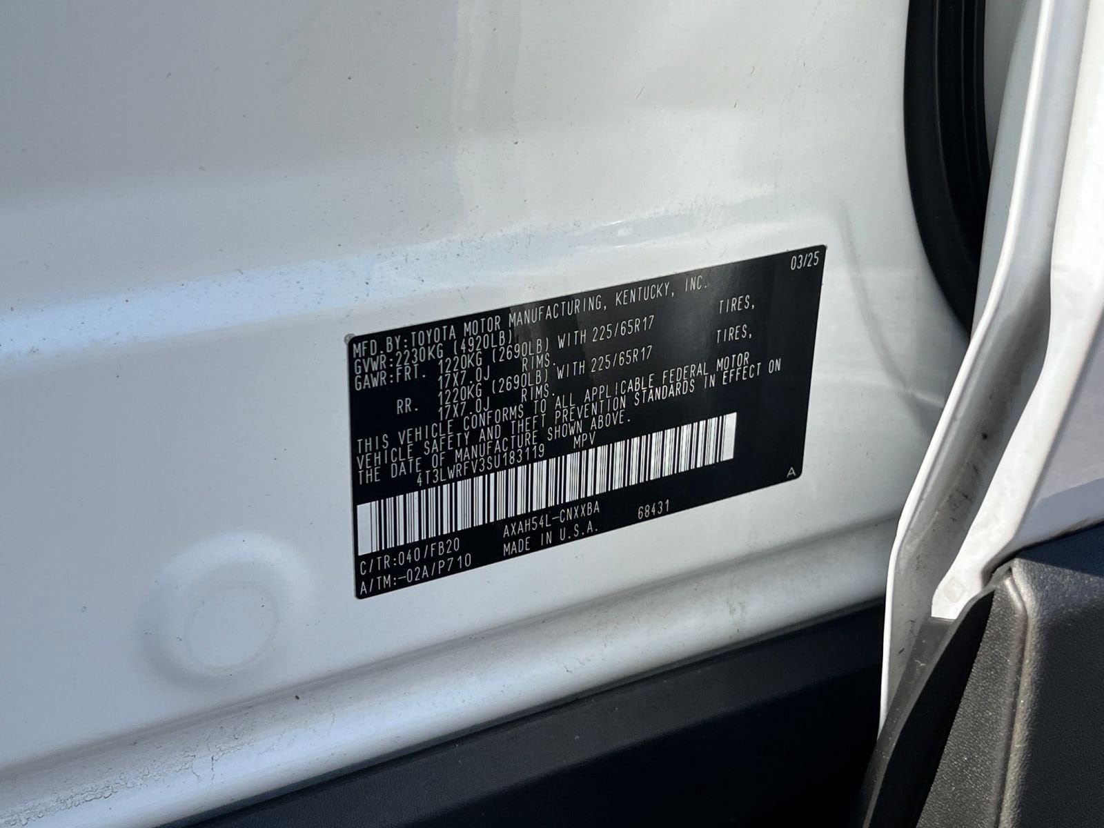 Thumbnail: 2025 Toyota RAV4 - 25