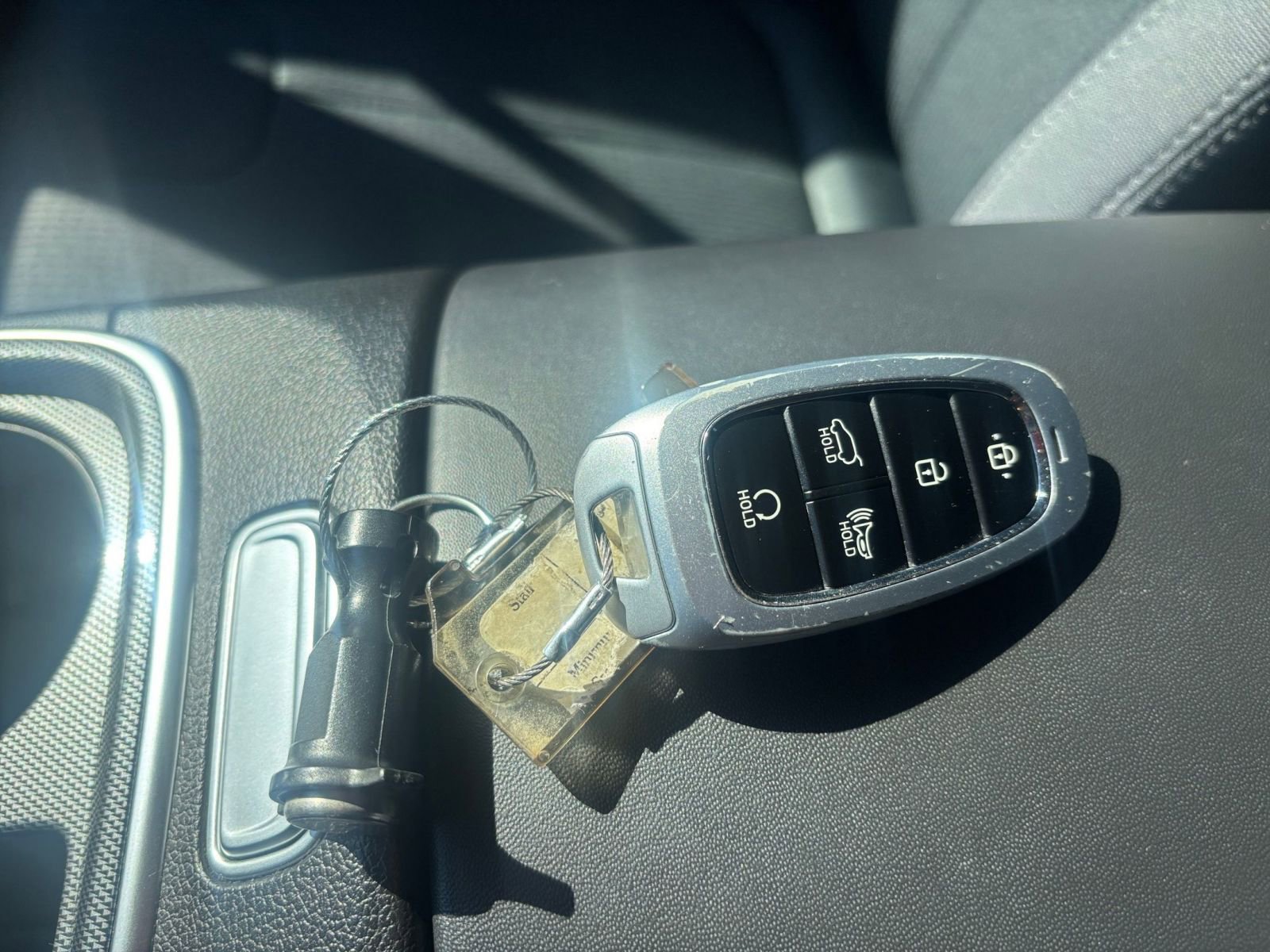 Thumbnail: 2023 Hyundai Santa Fe - 22