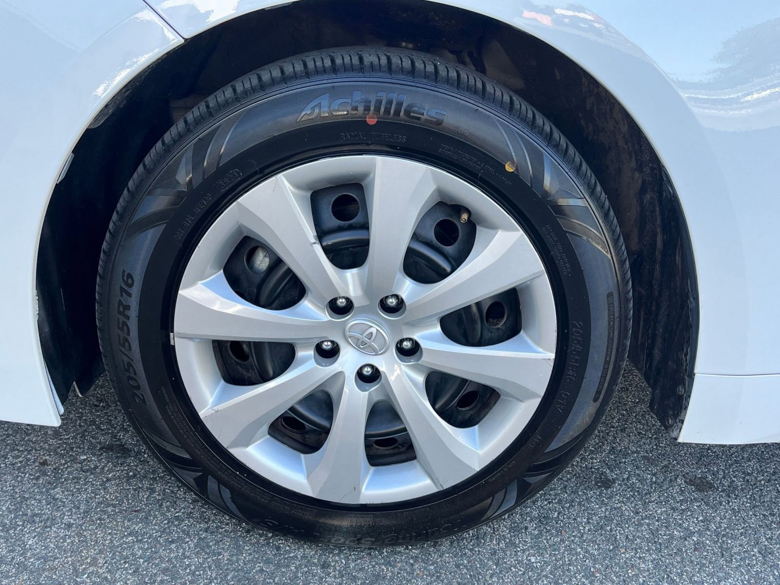 Thumbnail: 2024 Toyota Corolla - 27