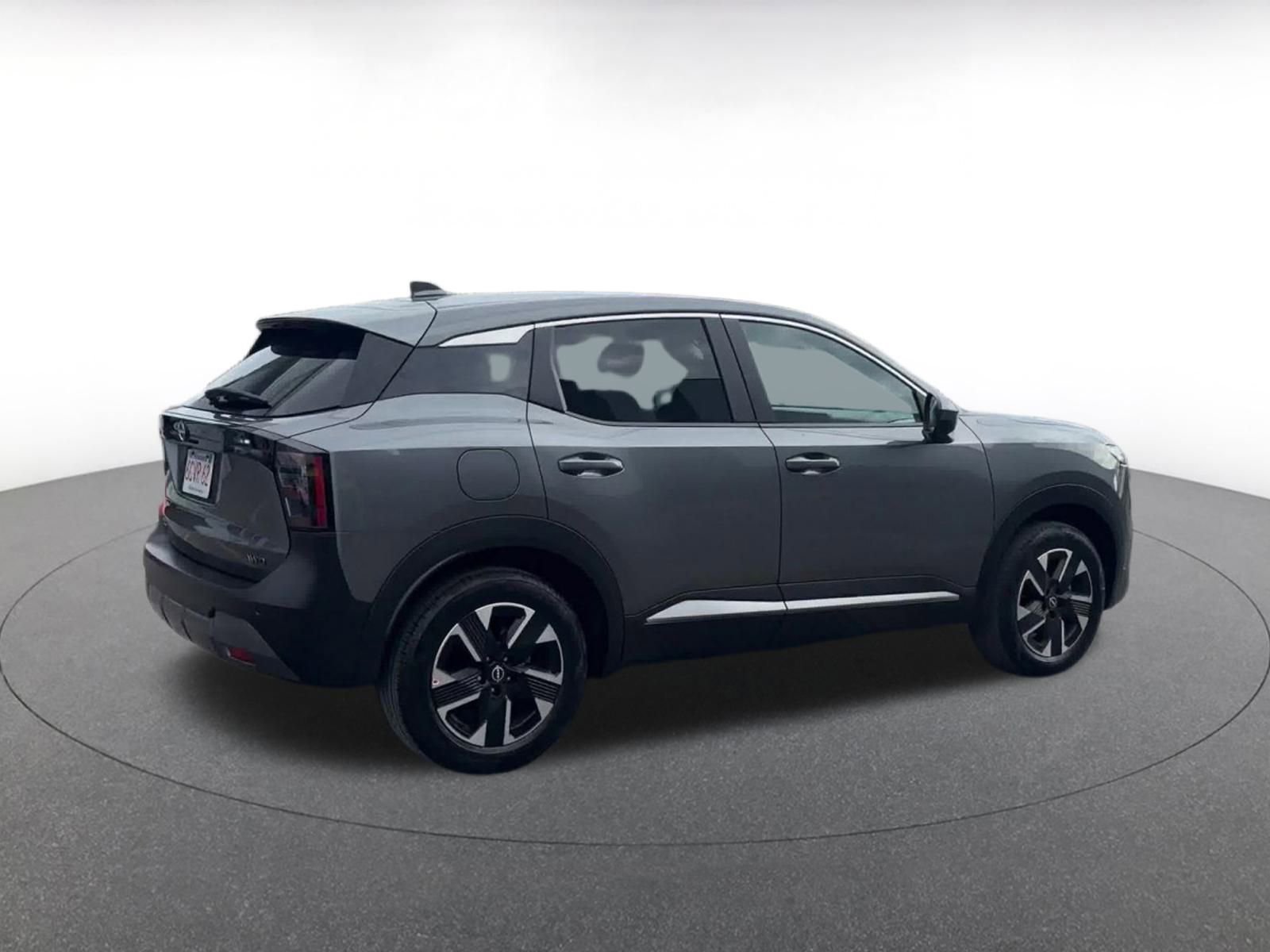 Thumbnail: 2025 Nissan Kicks - 15
