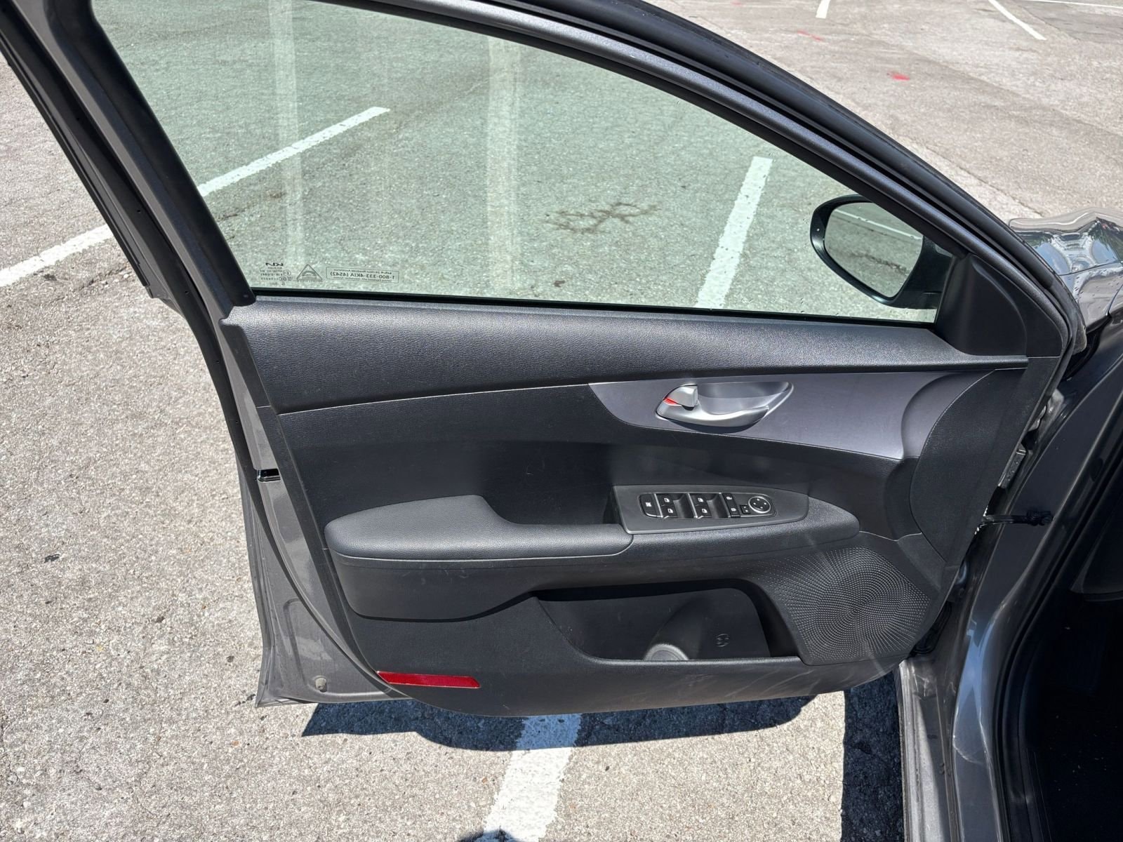 Thumbnail: 2024 Kia Forte - 20