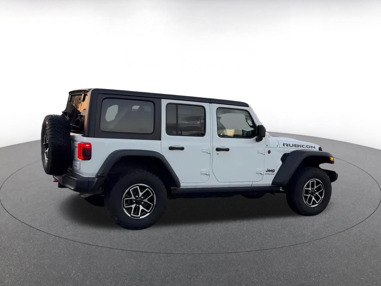 Thumbnail: 2025 Jeep Wrangler - 15