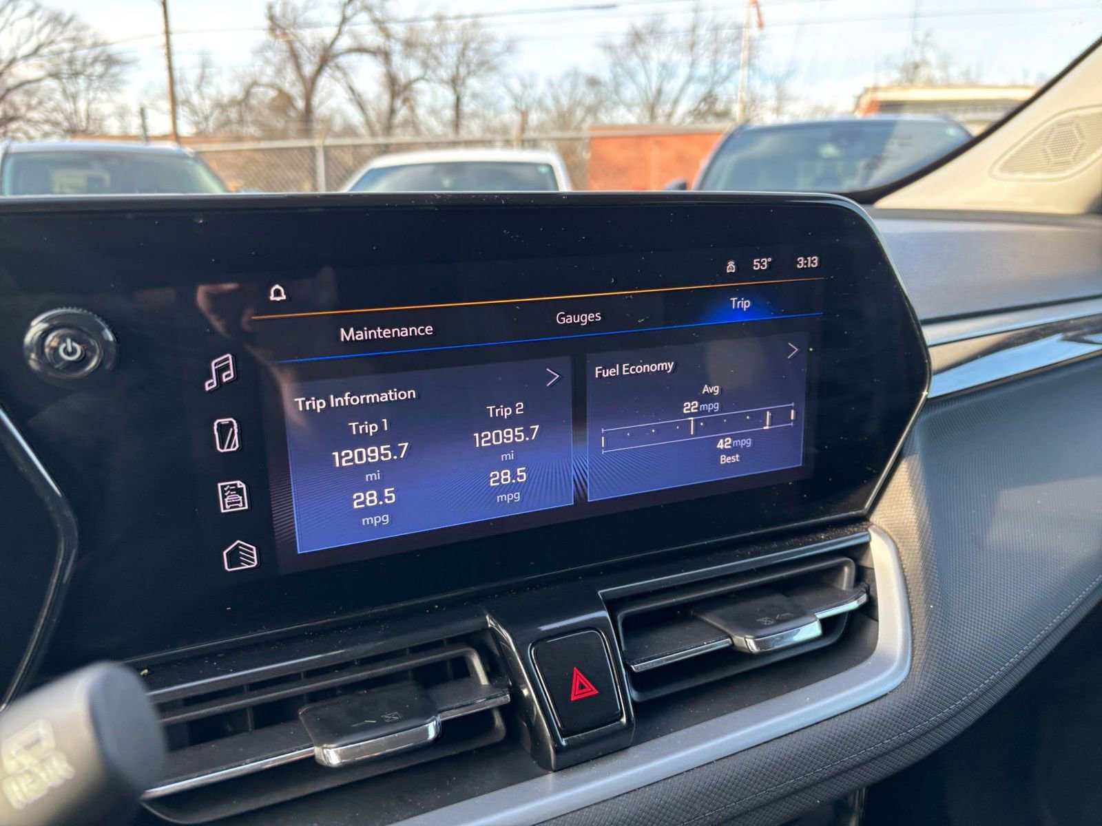 Thumbnail: 2025 Chevrolet TrailBlazer - 21