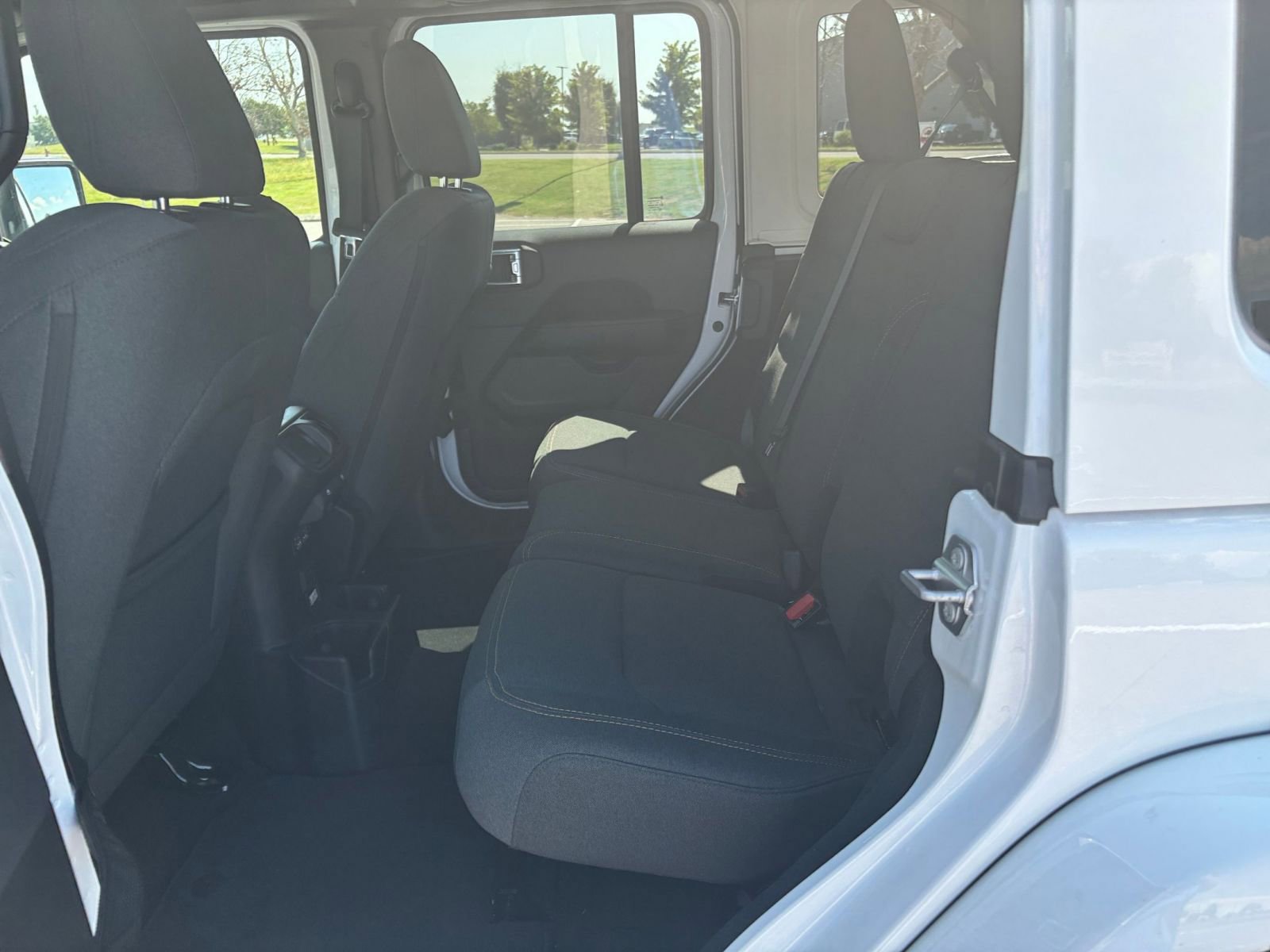 Thumbnail: 2025 Jeep Wrangler - 24