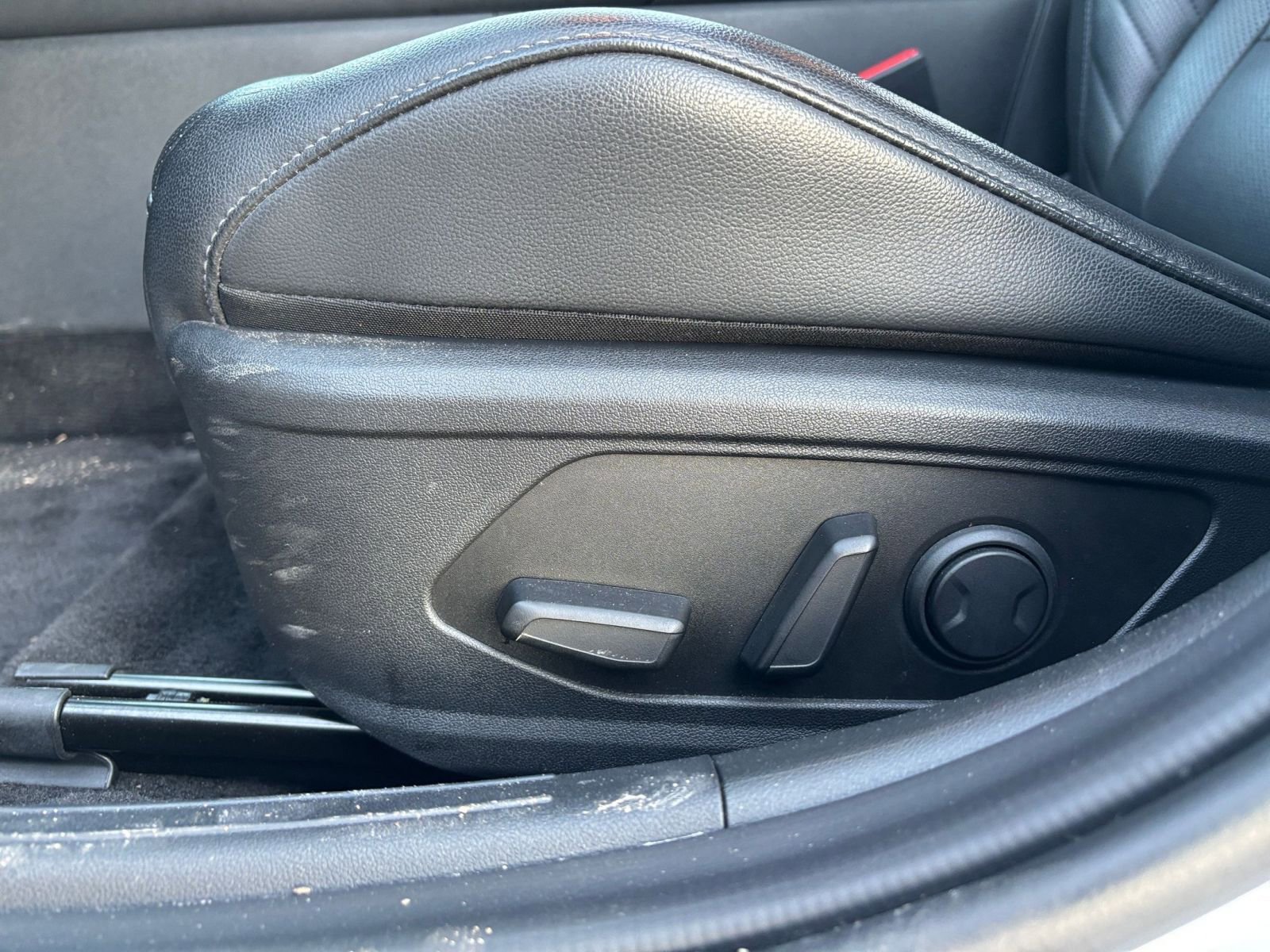 Thumbnail: 2025 Hyundai Elantra - 23