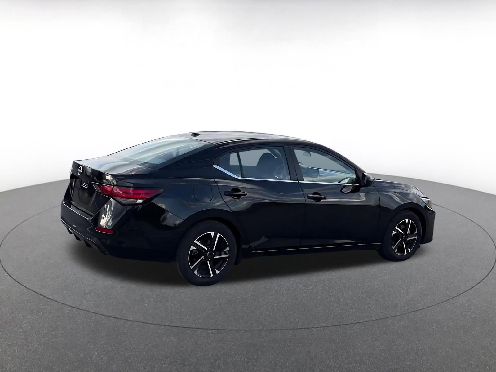 Thumbnail: 2025 Nissan Sentra - 15