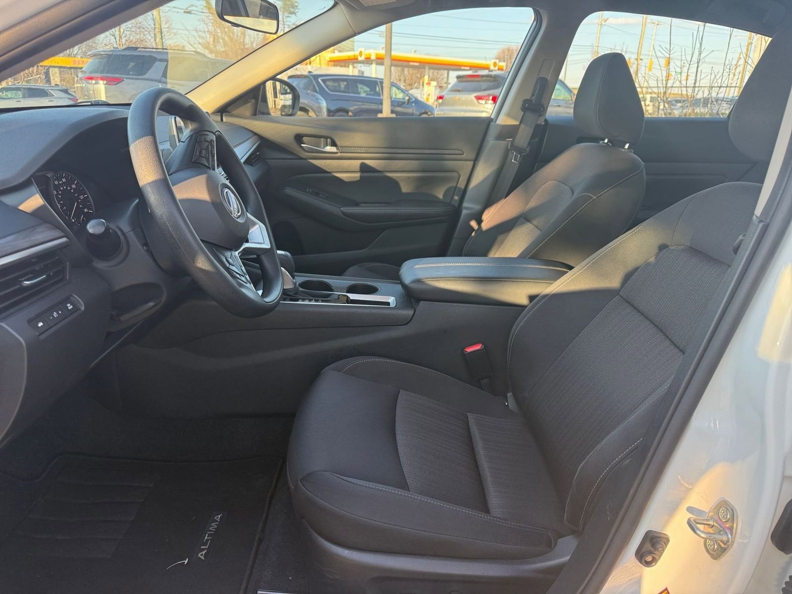 Thumbnail: 2025 Nissan Altima - 25