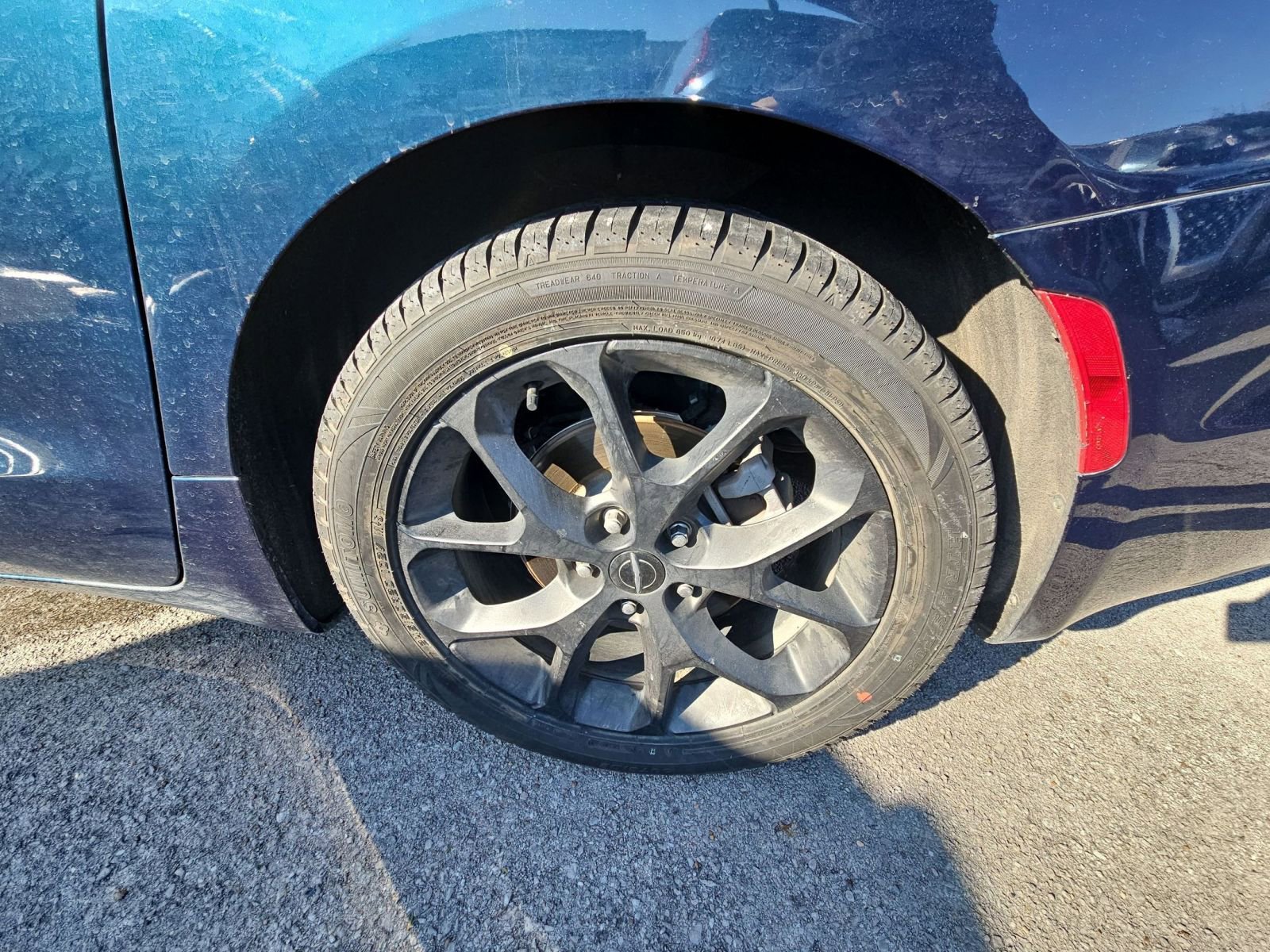 Thumbnail: 2025 Chrysler Pacifica - 9